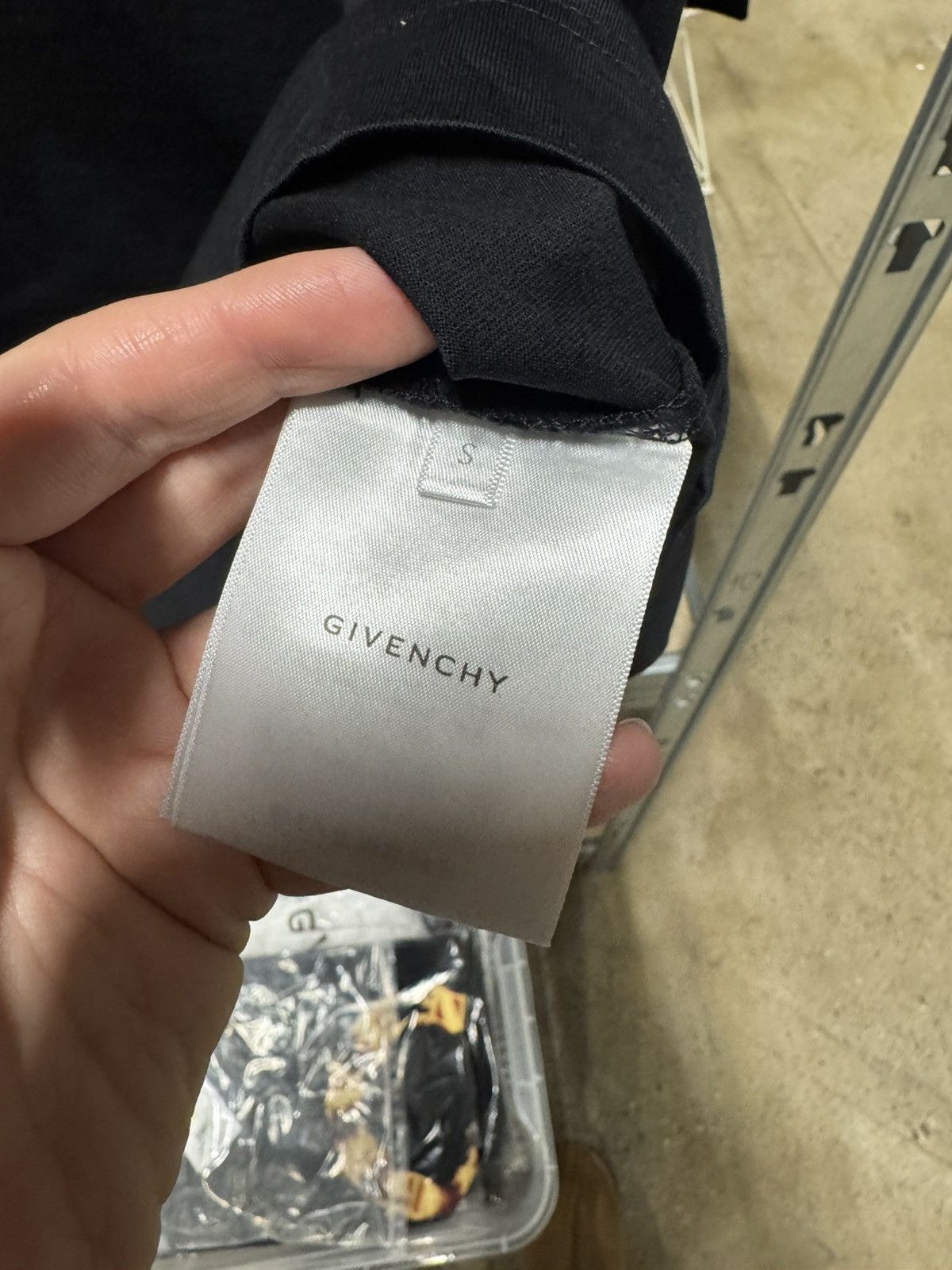 Givenchy Givenchy Logo T-Shirt NEW 650$ Size US S / EU 44-46 / 1 - 4 Thumbnail