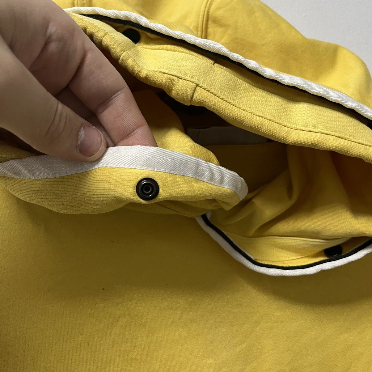Stone Island Stone Island Hoodie Yellow Size L Size US L / EU 52-54 / 3 - 10 Thumbnail