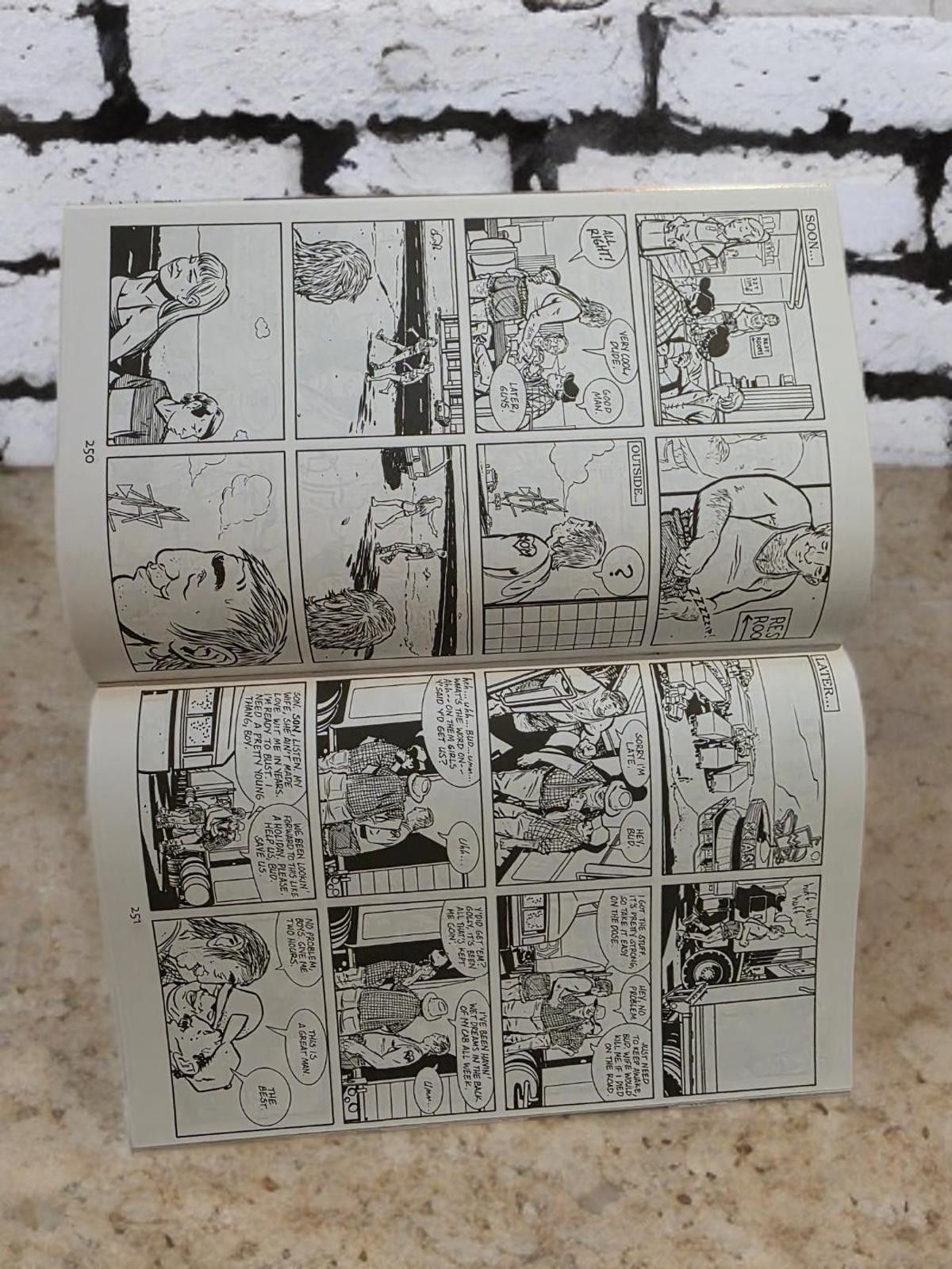 Other Stray Bullets 9 Comic 1996 C Size ONE SIZE - 4 Thumbnail