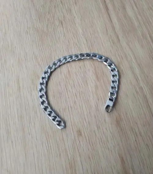 VIBE 8 mm width Curb Cuban Link Chain Brecelet Size ONE SIZE - 4 Thumbnail