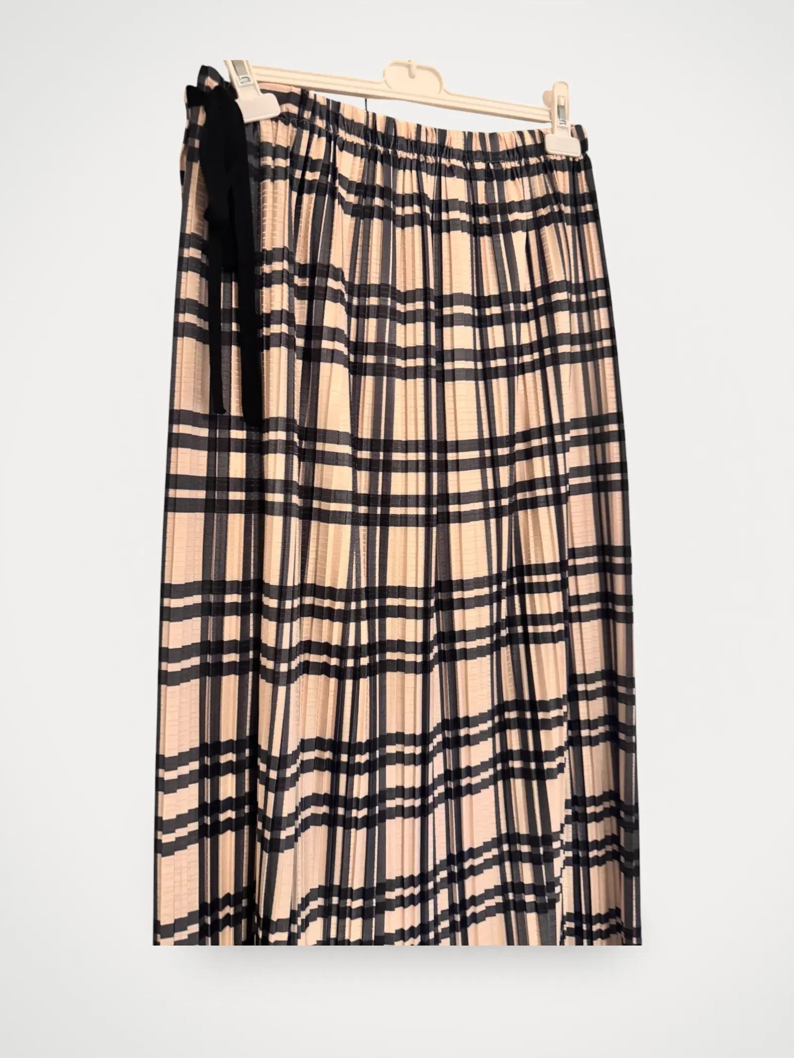 H&M H&M Skirt Size 28" / US 6 / IT 42 - 1 Thumbnail