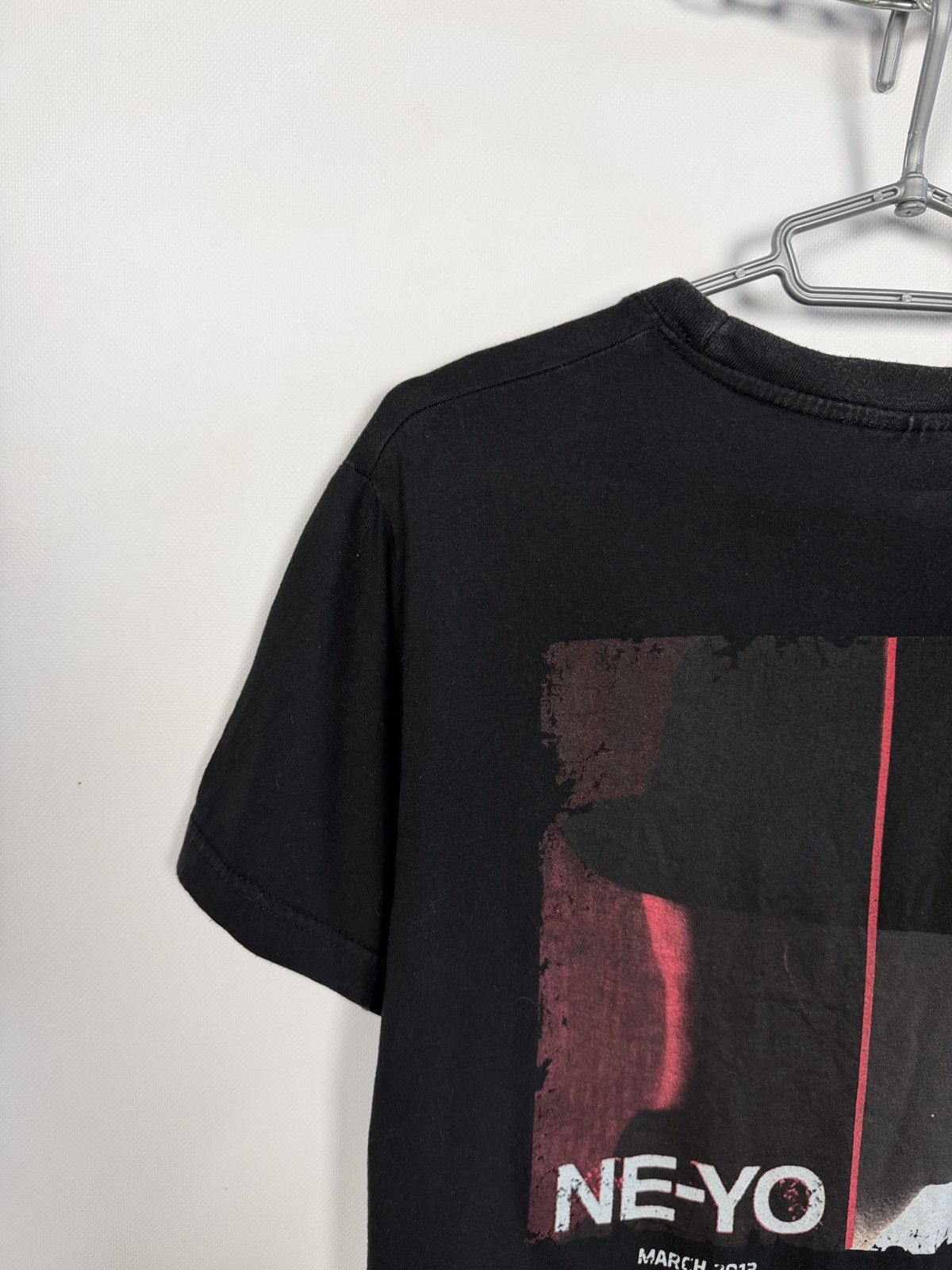 Band Tees Ne‑Yo 2013 Tour T-Shirt Let Me Love You Graphic Band Tee S-M Size US S / EU 44-46 / 1 - 11 Thumbnail