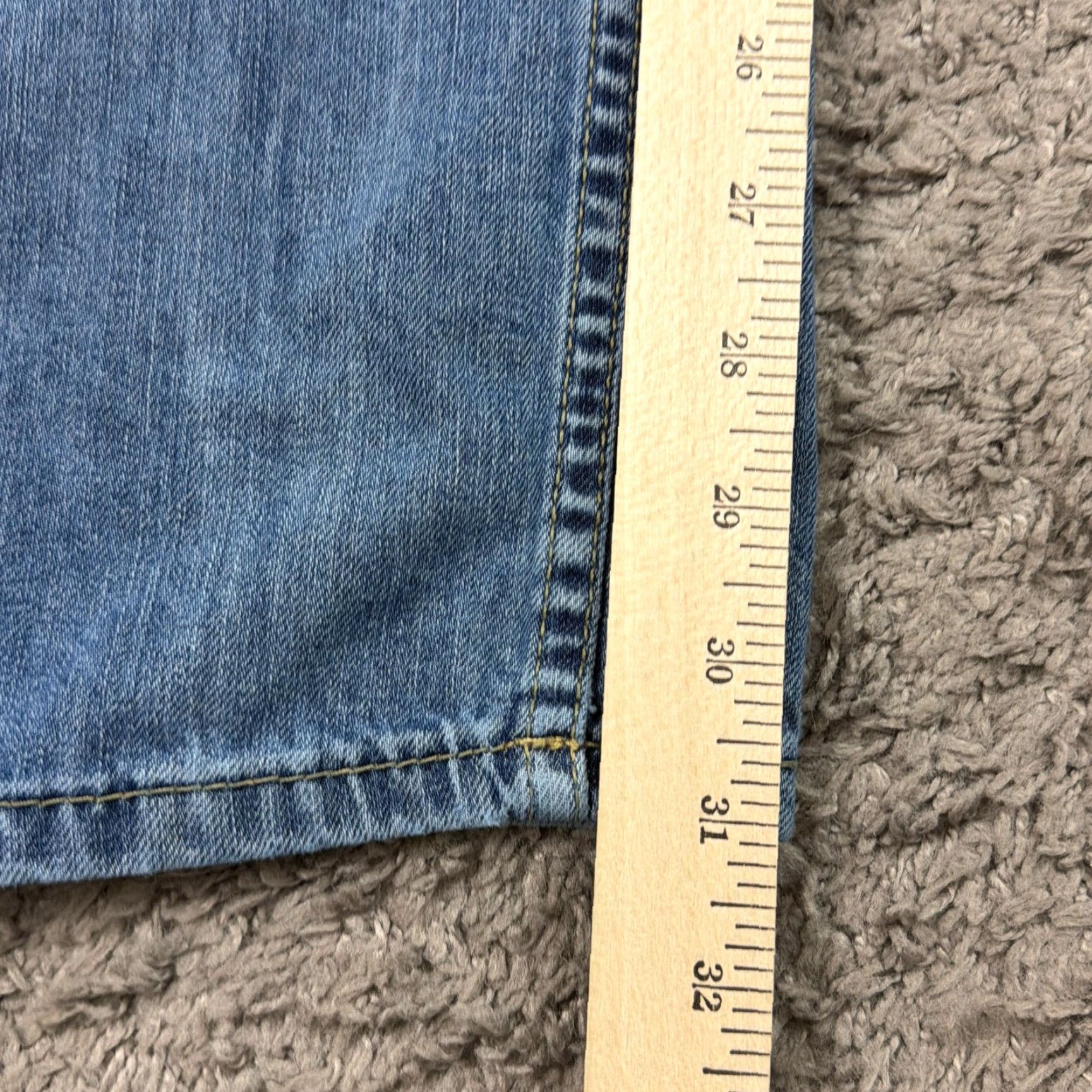 Levi's Levi's Jeans Mens 559 Straight Relaxed Fit 33x32 Denim 100% Cotton Medium Wash Blue Size US 33 - 6 Thumbnail