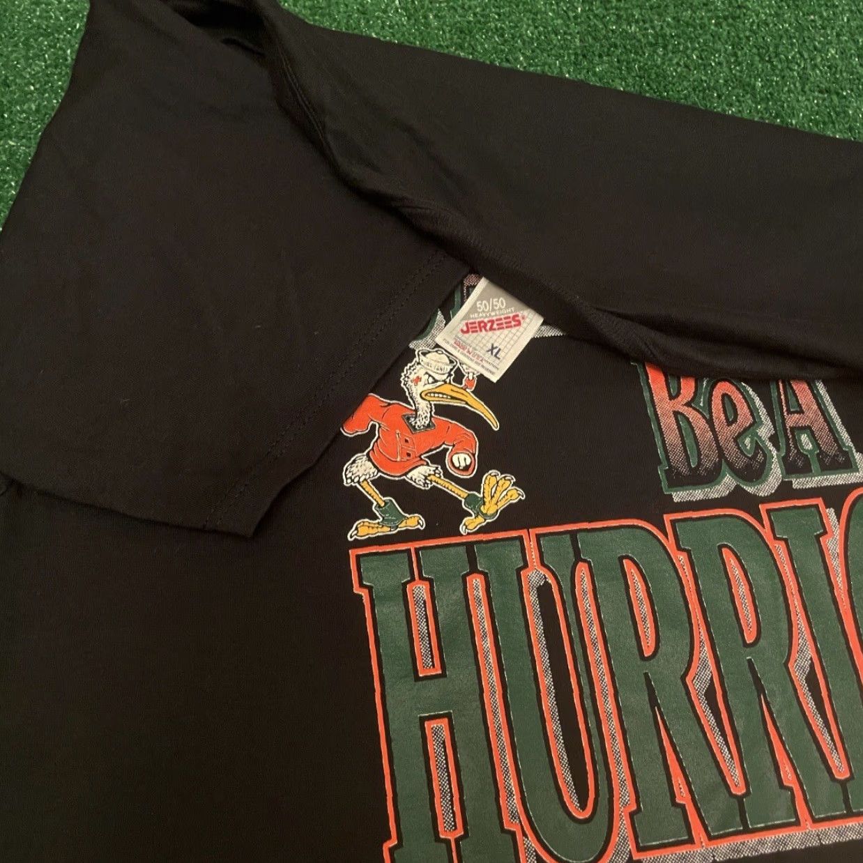 Logo 7 VINTAGE Miami Hurricanes Be All You Can Be Logo VTG 1994 Shirt Mens XL Black 90s College Sports University Hip Hop Logo Shirt Size US XL / EU 56 / 4 - 2 Thumbnail