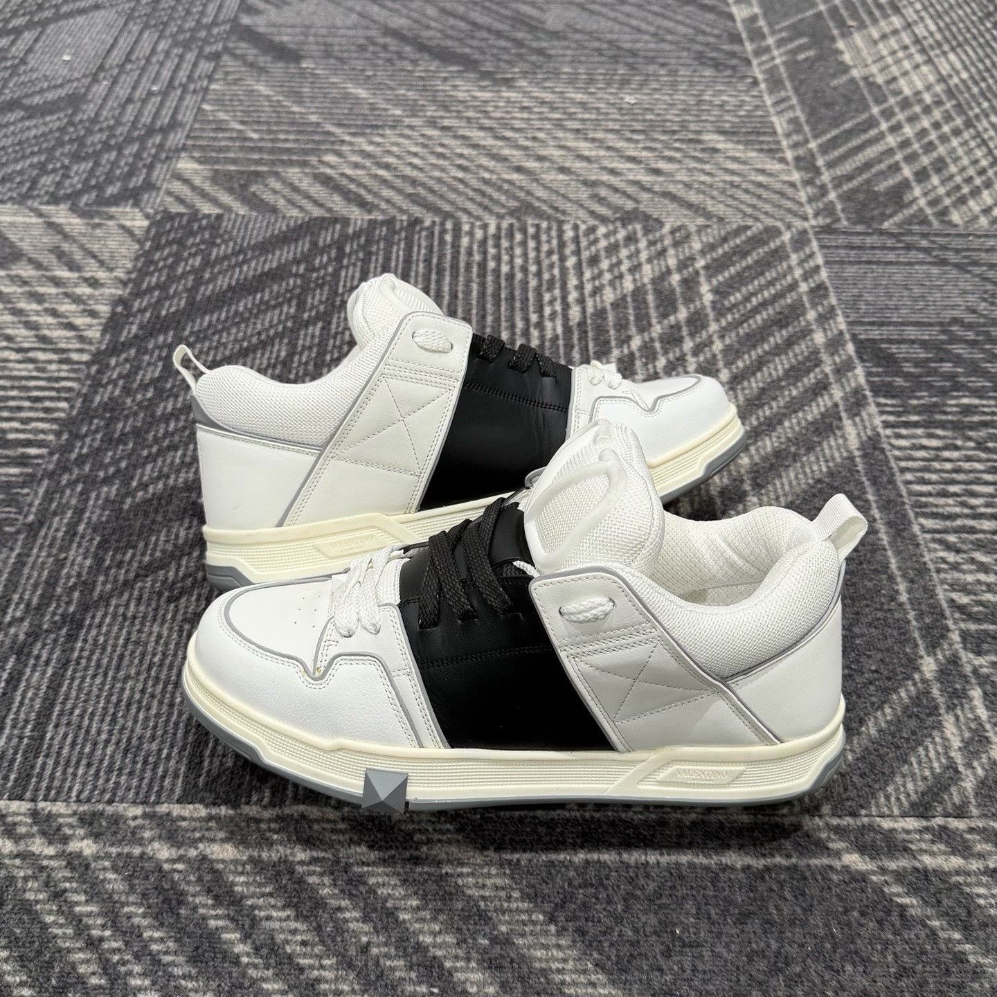 Valentino Valentino Open Skate Leather Sneakers 41 Size US 8 / EU 41 - 3 Thumbnail