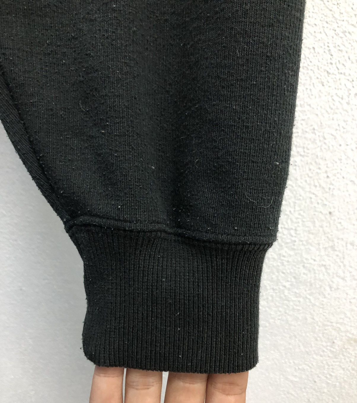 MCM Vintage MCM Black & White Baroque Sweatshirt - Size L Size US L / EU 52-54 / 3 - 7 Thumbnail