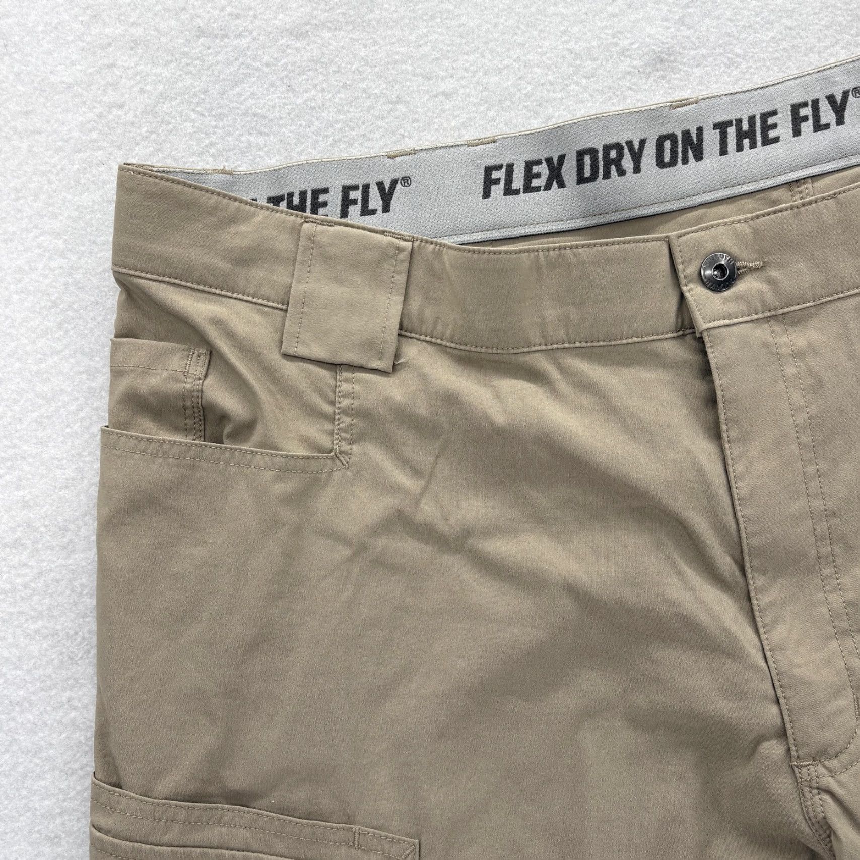 Duluth Trading Company Duluth Flex Dry on the Fly Relaxed Fit Cargo Pants Mens 46x26 Beige Stretch Work Size US 30 / EU 46 - 3 Thumbnail