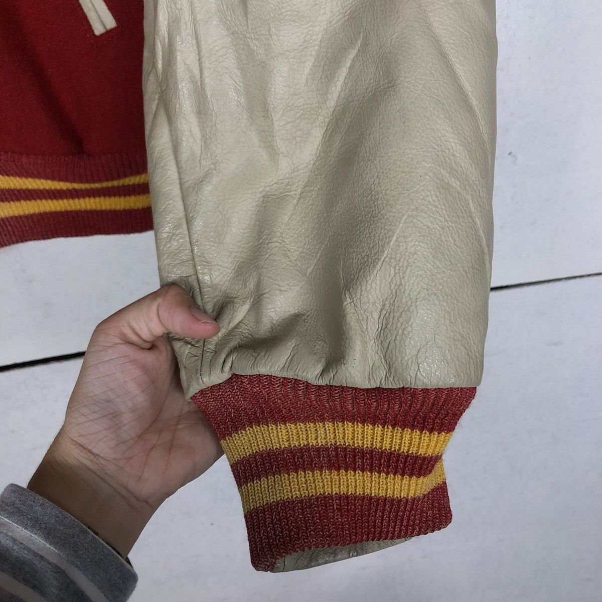 Golden Bear 🔥VTG VARSITY JUMPER BOMBER JACKET LEATHER GOLDEN BEAR USA Size US L / EU 52-54 / 3 - 17 Thumbnail