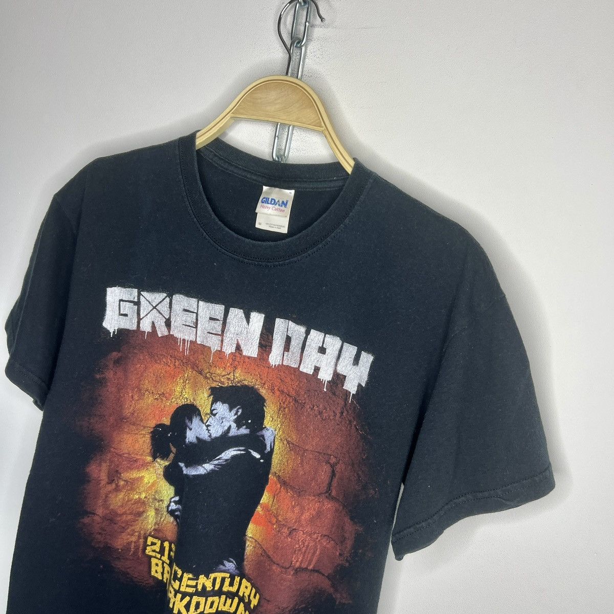 Band Tees × Vintage Green Day 21st Century Breakdown Euro Tour tshirt 2009 tee Size US M / EU 48-50 / 2 - 4 Thumbnail
