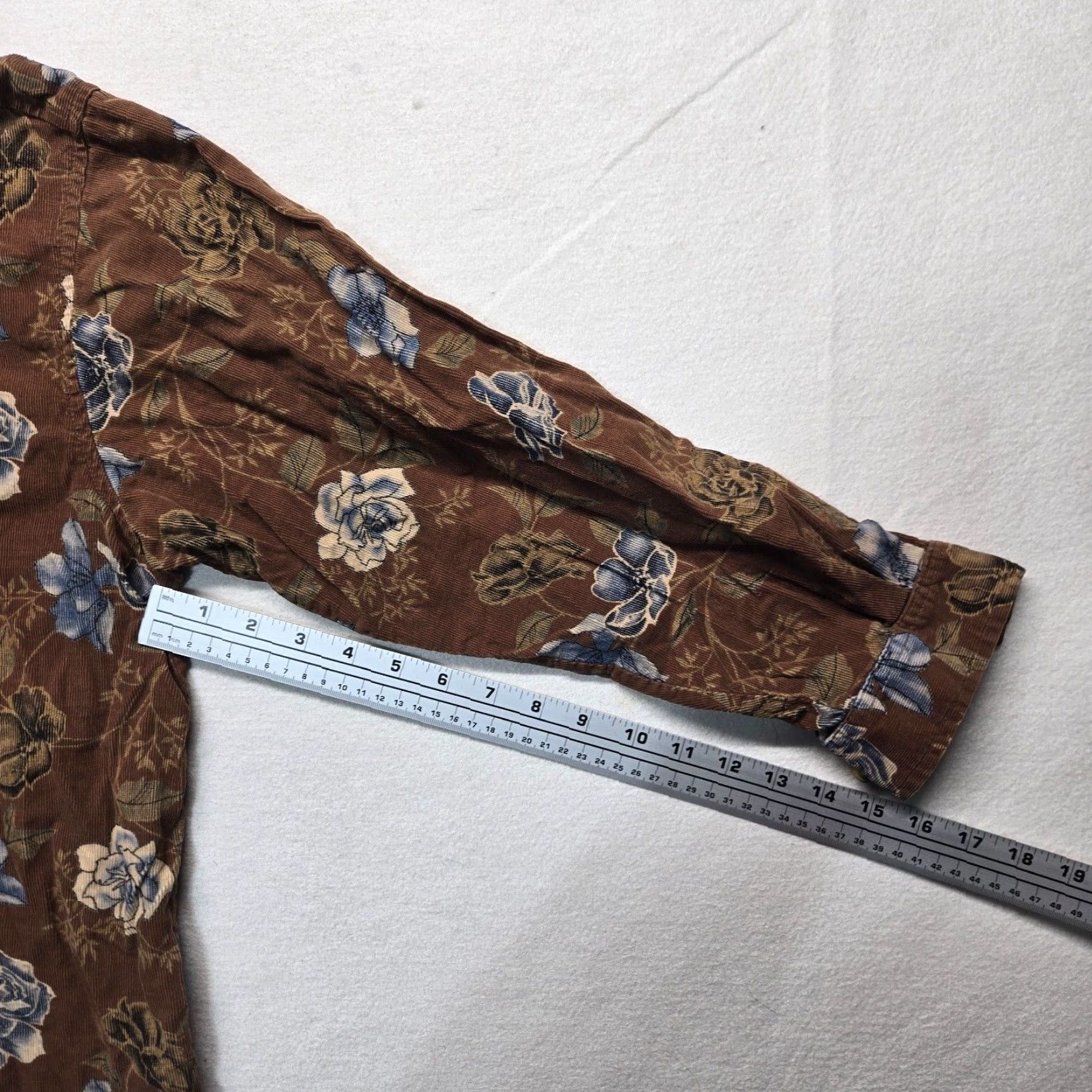 Vintage Capacity Shirt Brown W/ Blue Flowers Floral Button Up Cotton Women's L Hawaiian Floral Shirt Women L Brown Blue Flowers Cap City? Size L / US 10 / IT 46 - 5 Thumbnail