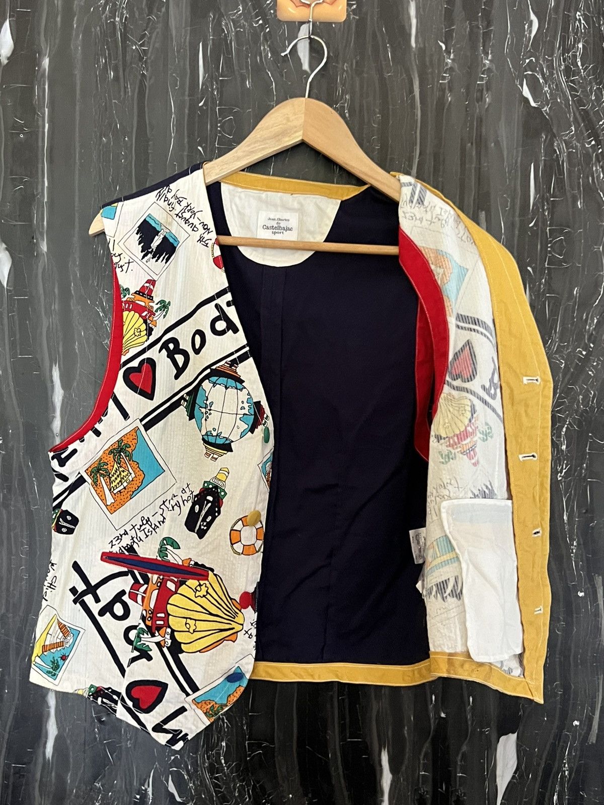 Jean Charles De Castelbajac JEAN CHARLES DE CASTELBAJAC SPORT VAST Size US M / EU 48-50 / 2 - 3 Thumbnail