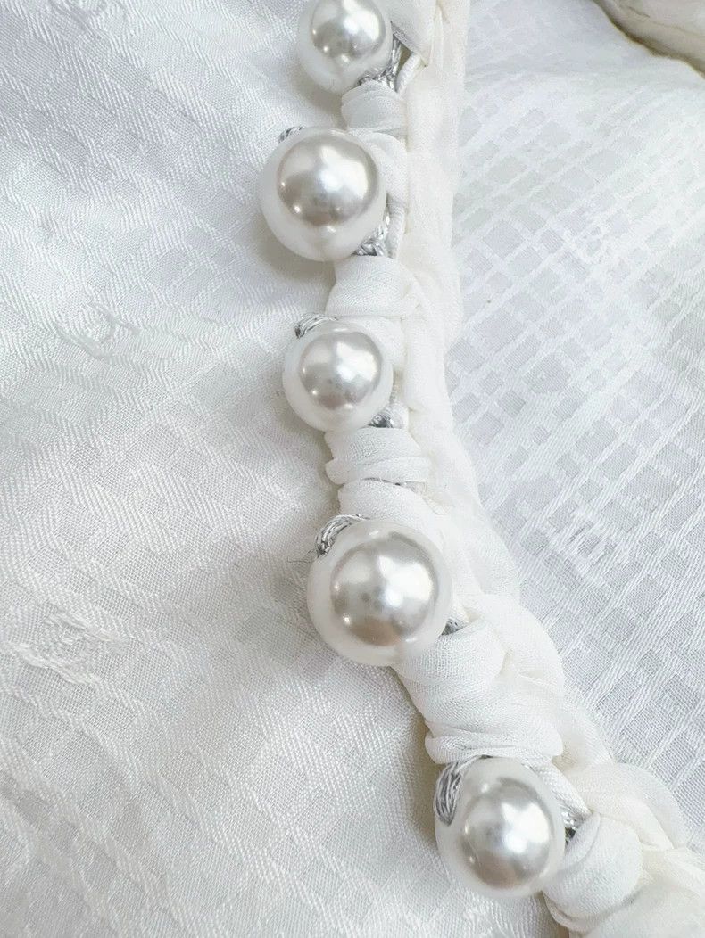 Chanel Chanel 25p New Early Spring Preview Series Pearl Collar Wh Size XXS / US 00 / IT 34 - 4 Thumbnail