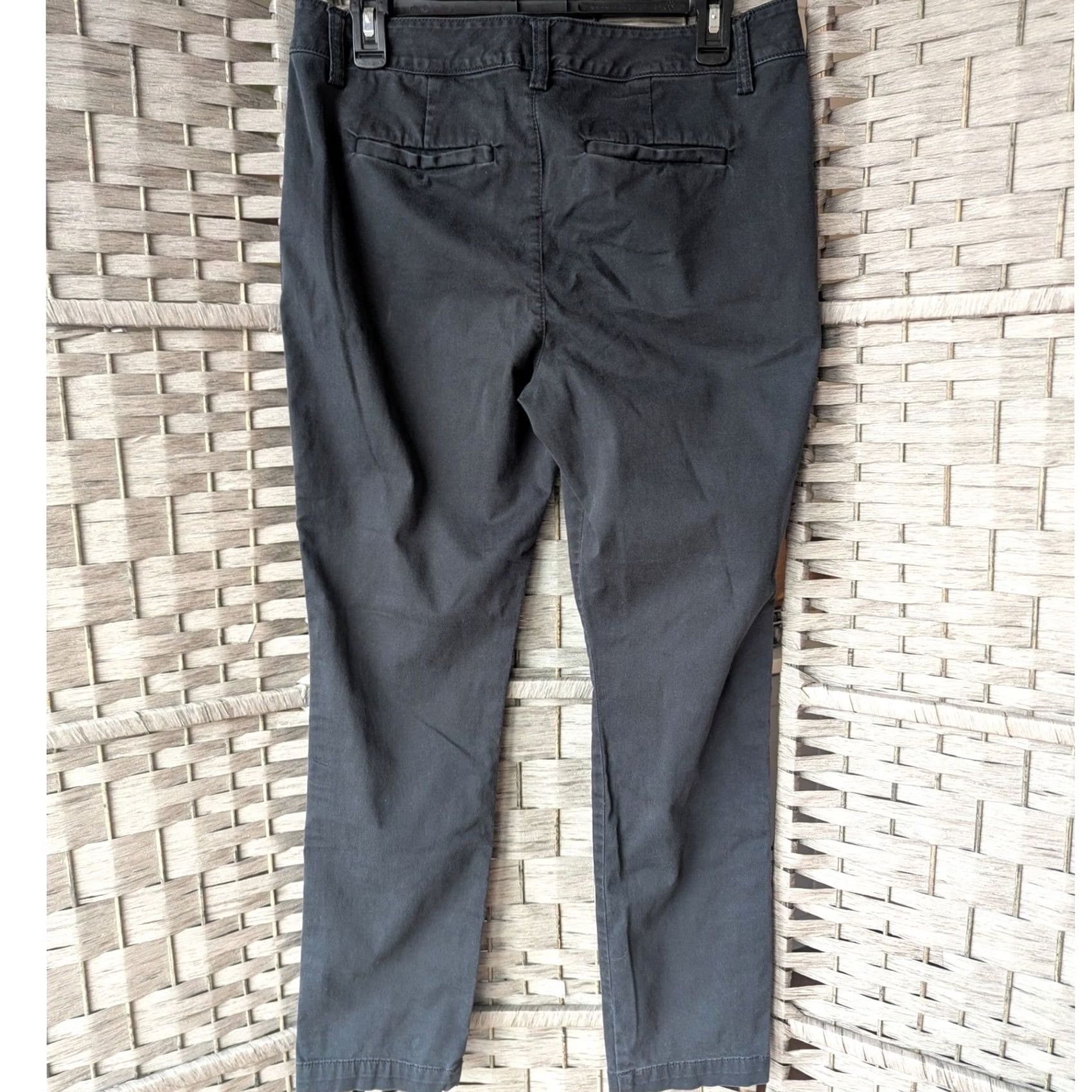 Vintage Cabi Charcoal Gray Rainbow Side Stripe Pants Womens 6 Casual Workwear Slim Tapered Front Flat Front Pockets Button Zip Size 28" / US 6 / IT 42 - 2 Thumbnail