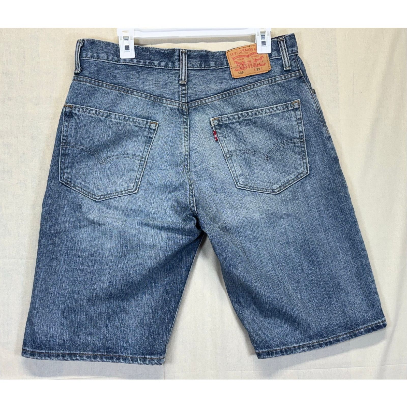 Levi's Levi’s 569 Men’s Loose Fit Blue Denim Jean Shorts Size 33 Size US 33 - 2 Thumbnail
