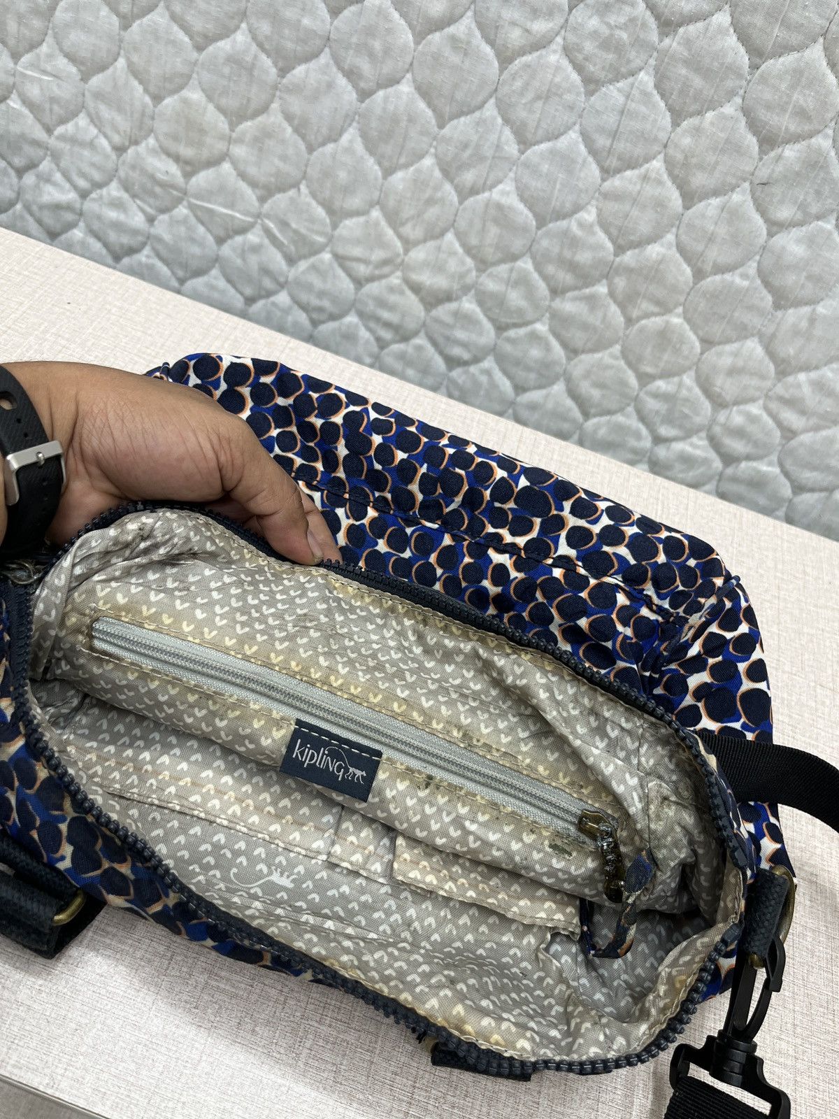 Japanese Brand 🔥🔥🔥STEALS KIPLING SLING BAG Size ONE SIZE - 17 Thumbnail