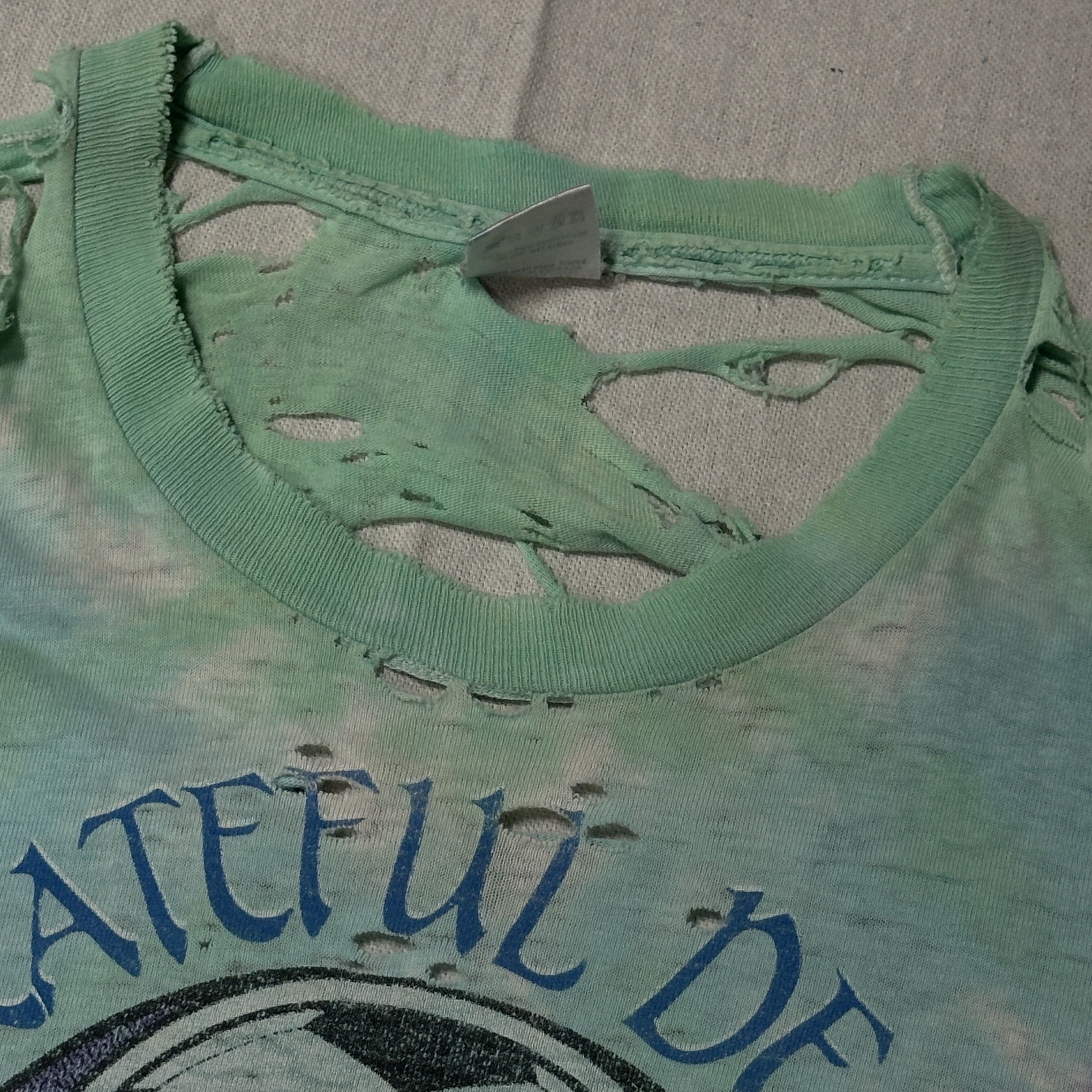 Fruit Of The Loom Vintage Grateful Dead Olympic Velodrome Tie-Dye T-Shirt Size XXL MAJOR DISTRESSED Size US XXL / EU 58 / 5 - 6 Thumbnail