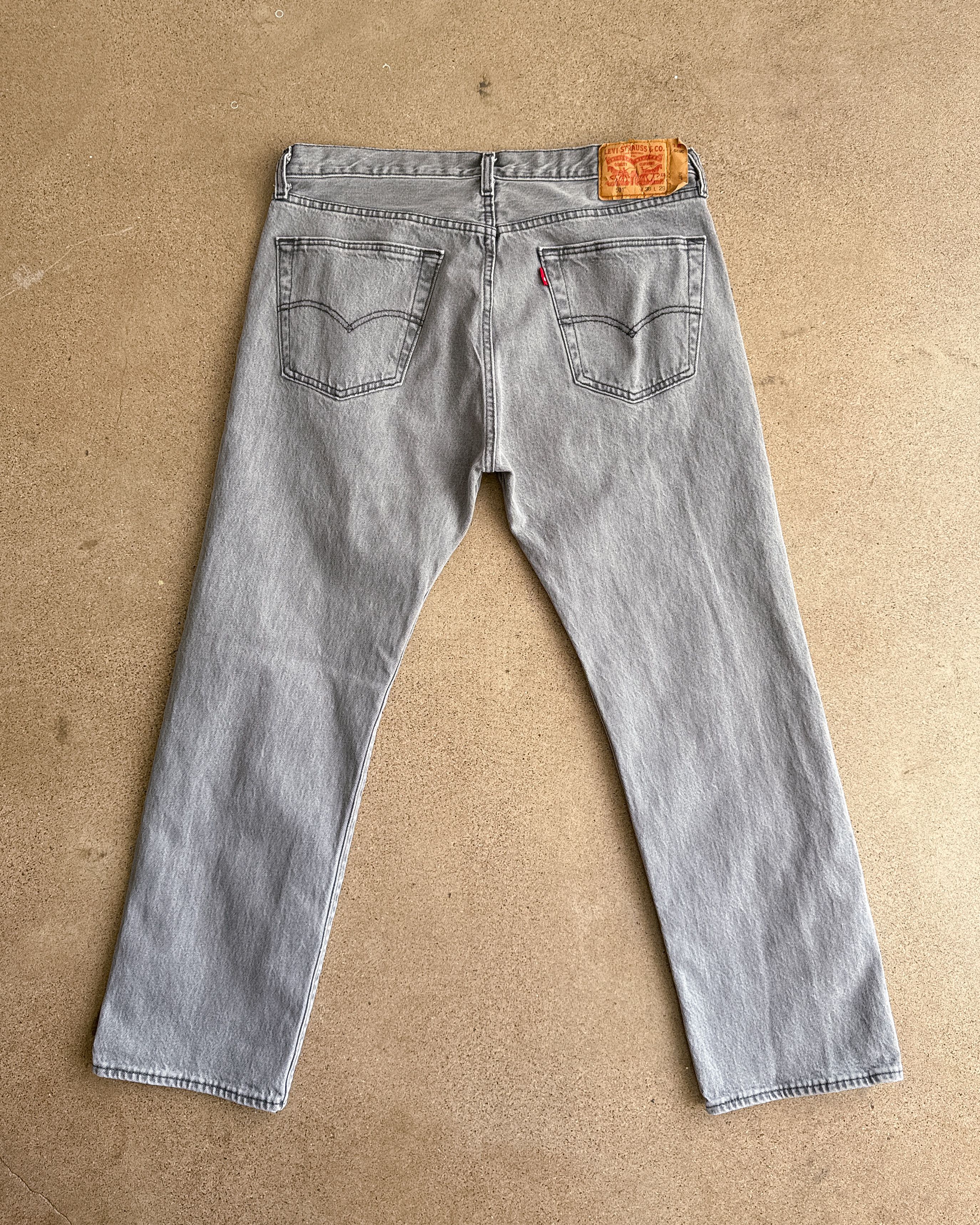 Levi's Vintage 2000s Levi's 501 Jeans Straight Leg Button Fly 36 Size US 36 / EU 52 - 5 Thumbnail