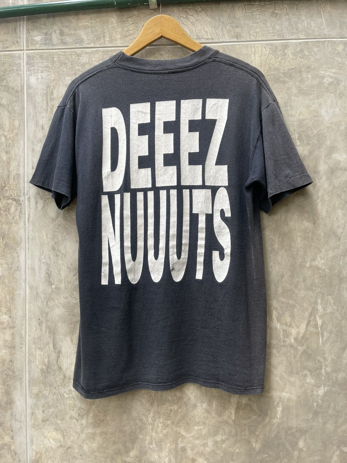 Band Tees Vintage DR. DRE hip hop rap band tee shirt size L Size US L / EU 52-54 / 3 - 4 Thumbnail