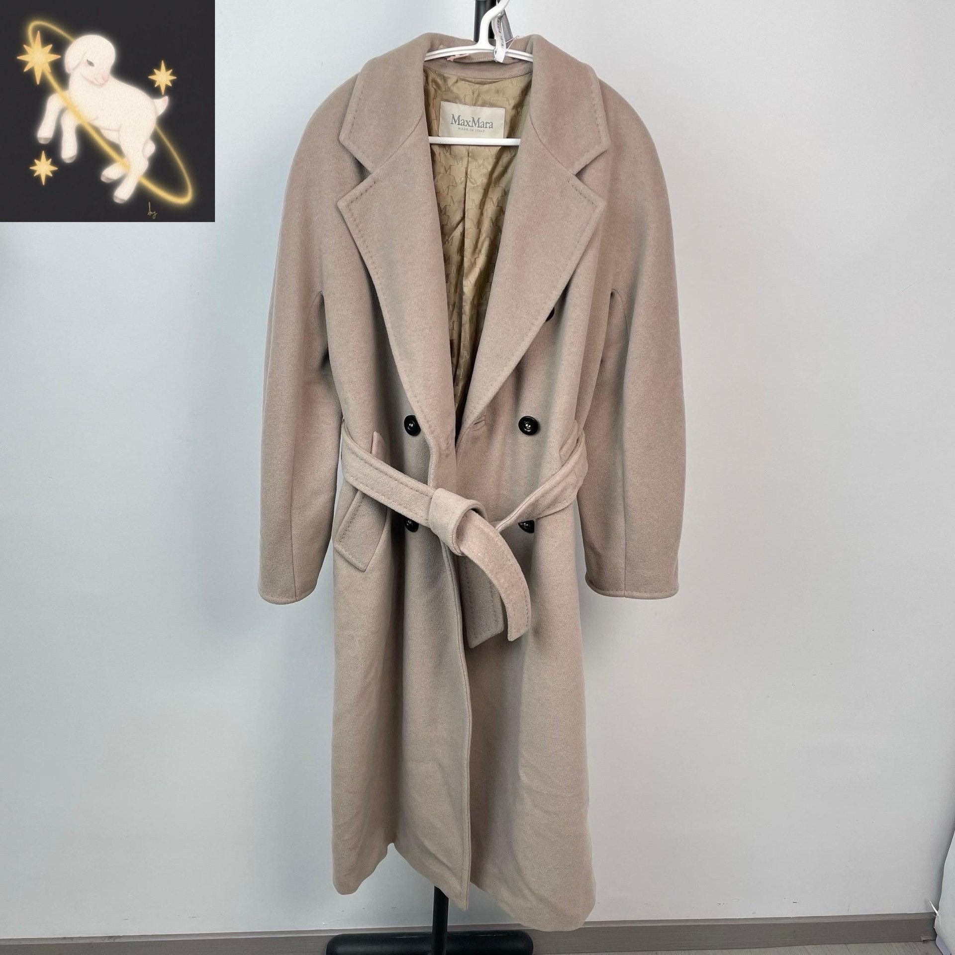 Max Mara Max Mara Beige Coat 38 Women Size S / US 4 / IT 40 - 1 Thumbnail