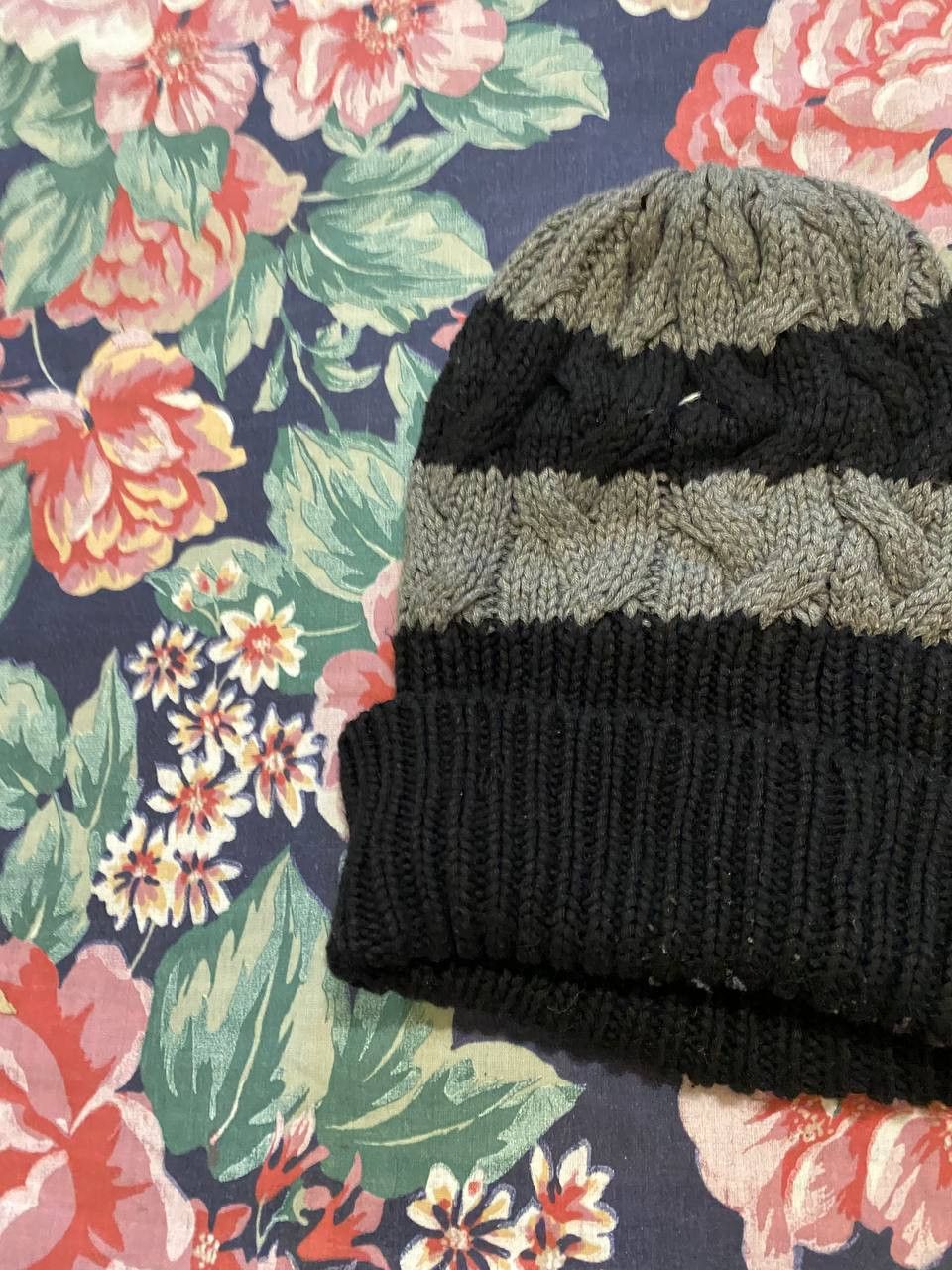 Ugg Hats UGG Vintage Y2K Streetwear Size ONE SIZE - 9 Thumbnail