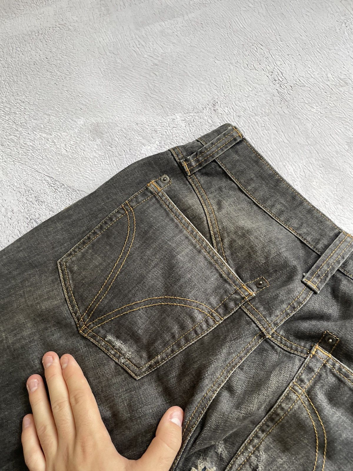 Dolce & Gabbana Vintage Jeans Pants Dolce Gabbana D&G Distressed Fabric 00’s Size US 34 / EU 50 - 11 Thumbnail