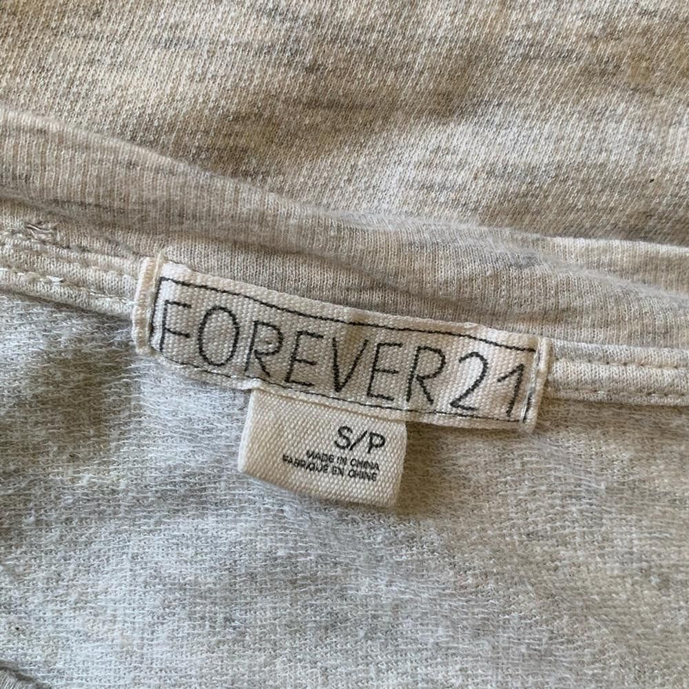 Forever 21 Forever 21 Faith Love Heart Crop Sweatshirt, S Size S / US 4 / IT 40 - 5 Thumbnail