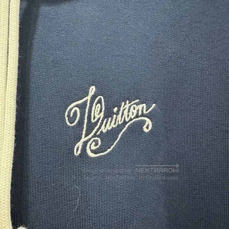Louis Vuitton Louis Vuitton Embroidered logo drawstring hooded sweatshir Size US M / EU 48-50 / 2 - 3 Thumbnail