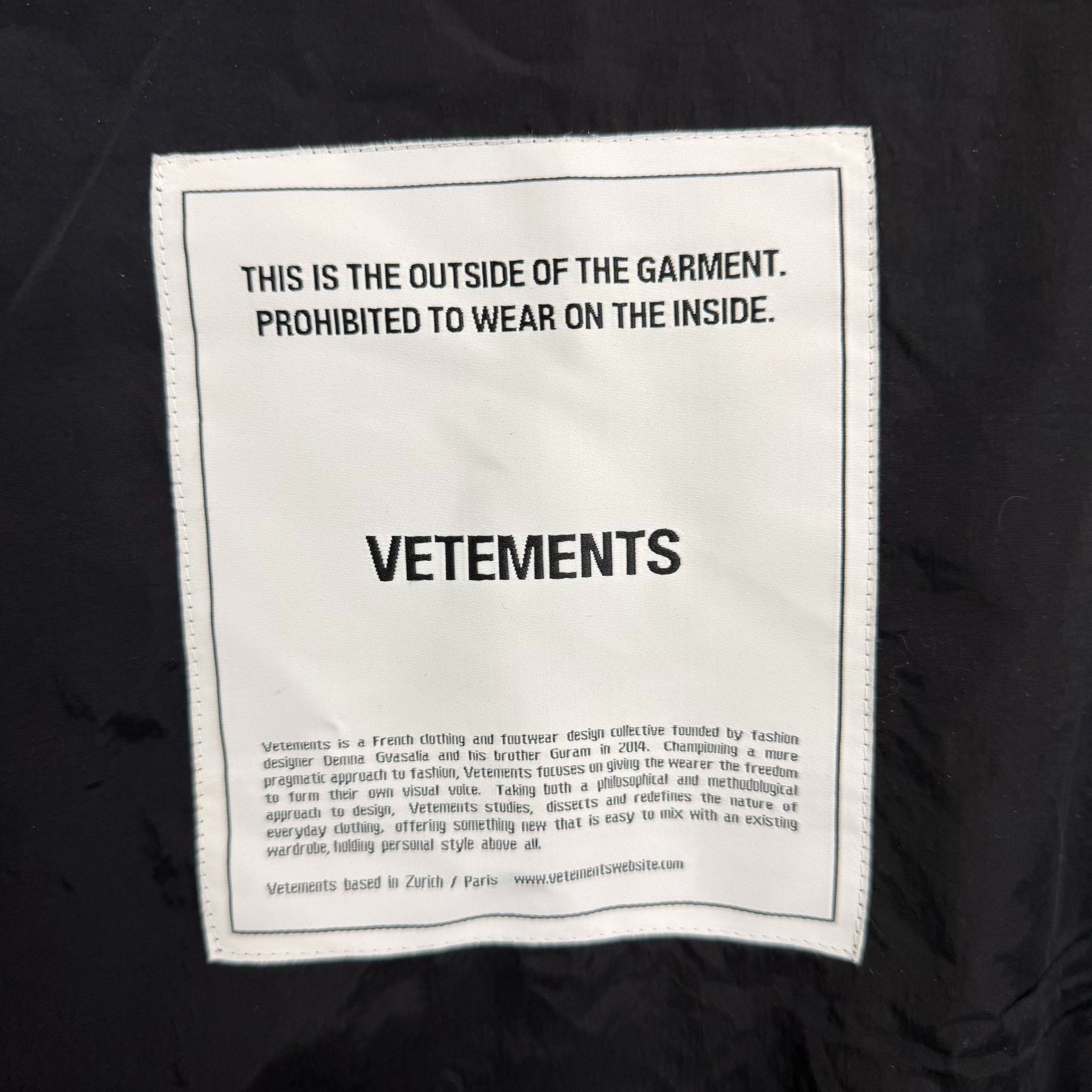 Vetements Vetements 18AW Angel Zipper Windbreaker Jacket Black Size US L / EU 52-54 / 3 - 8 Thumbnail