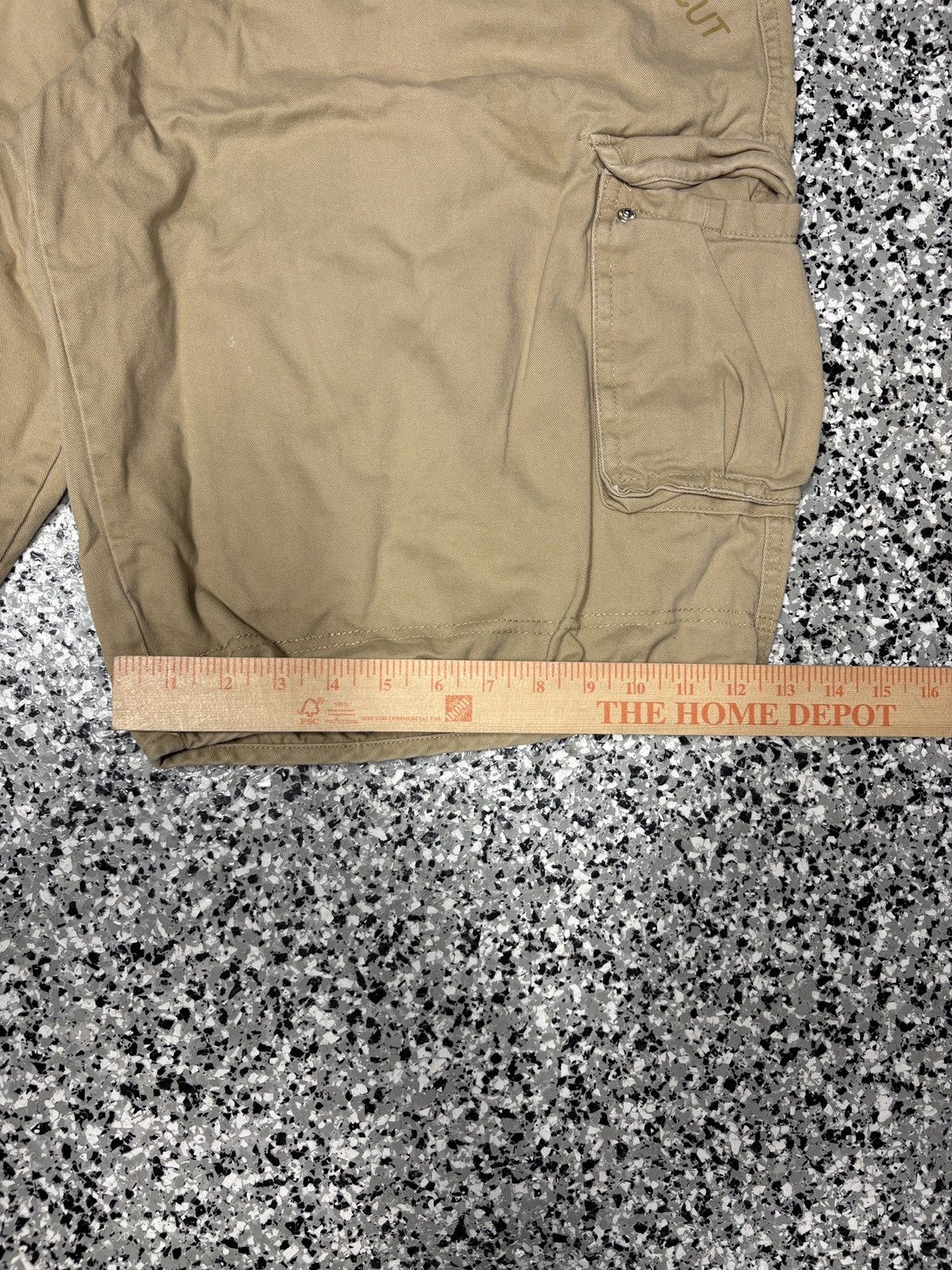 Ecko Unltd. 2000s Ecko Untld. Tan Cargo Baggy Fit Shorts Size 44 Size US 44 / EU 60 - 6 Thumbnail