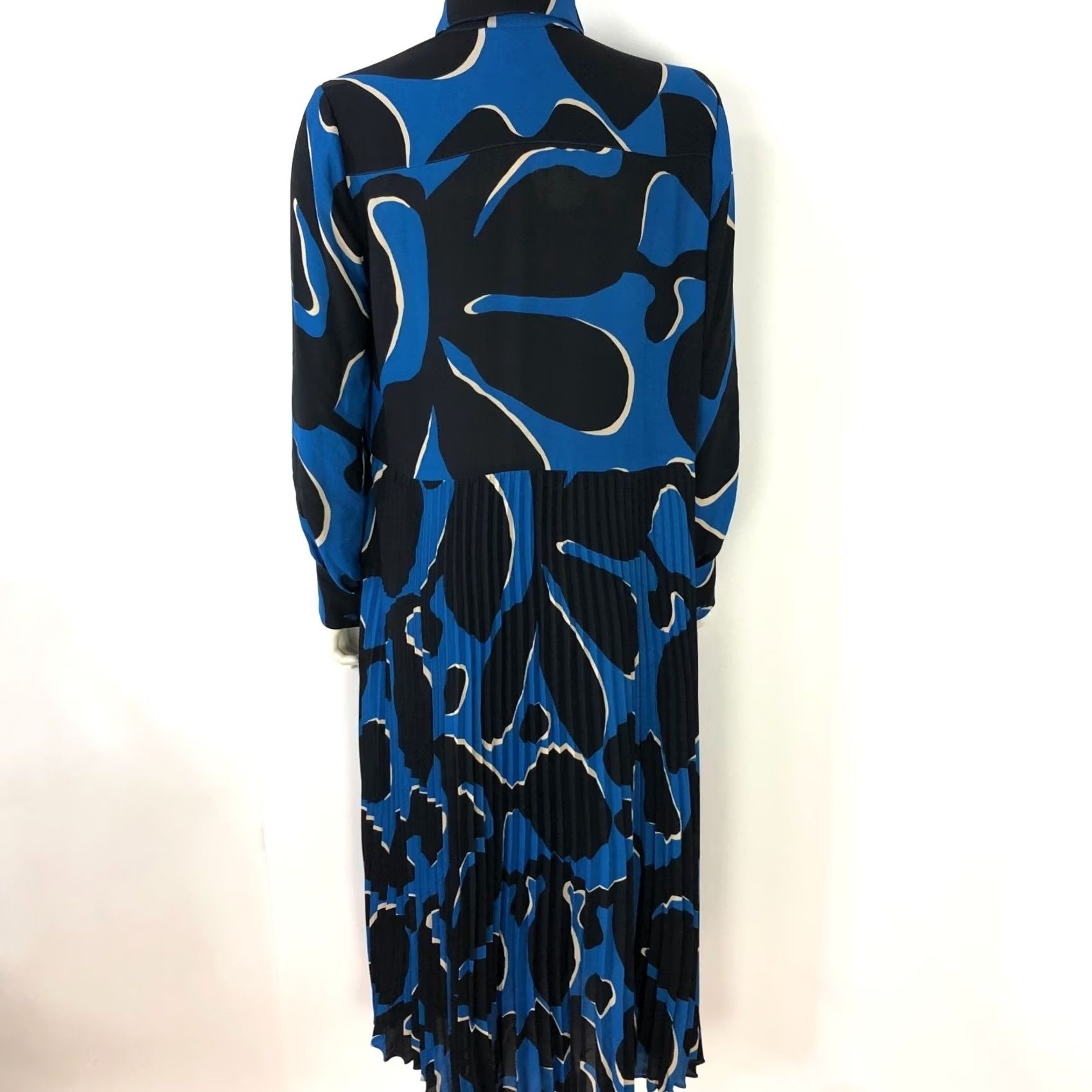 Vintage Chico's Shirt Dress Maxi All Over Print Black 10 Pleated Tiered Long Sleeve Collared Casual Womens Tie-Front? Size L / US 10 / IT 46 - 4 Thumbnail