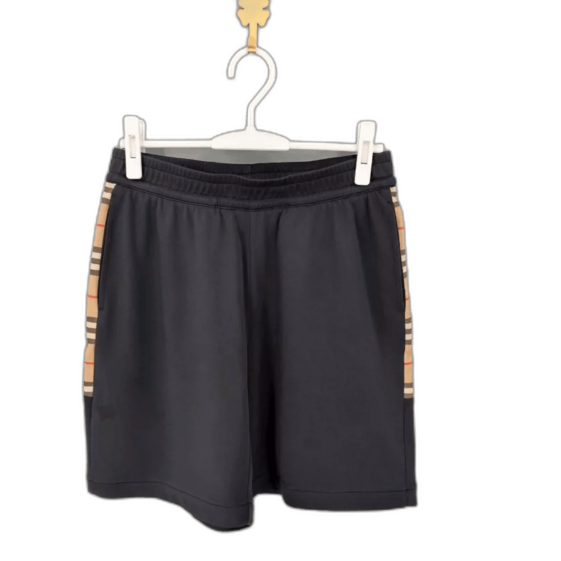 Burberry Burberry Plaid Short Pants Size S-yf Size US 30 / EU 46 - 1 Thumbnail