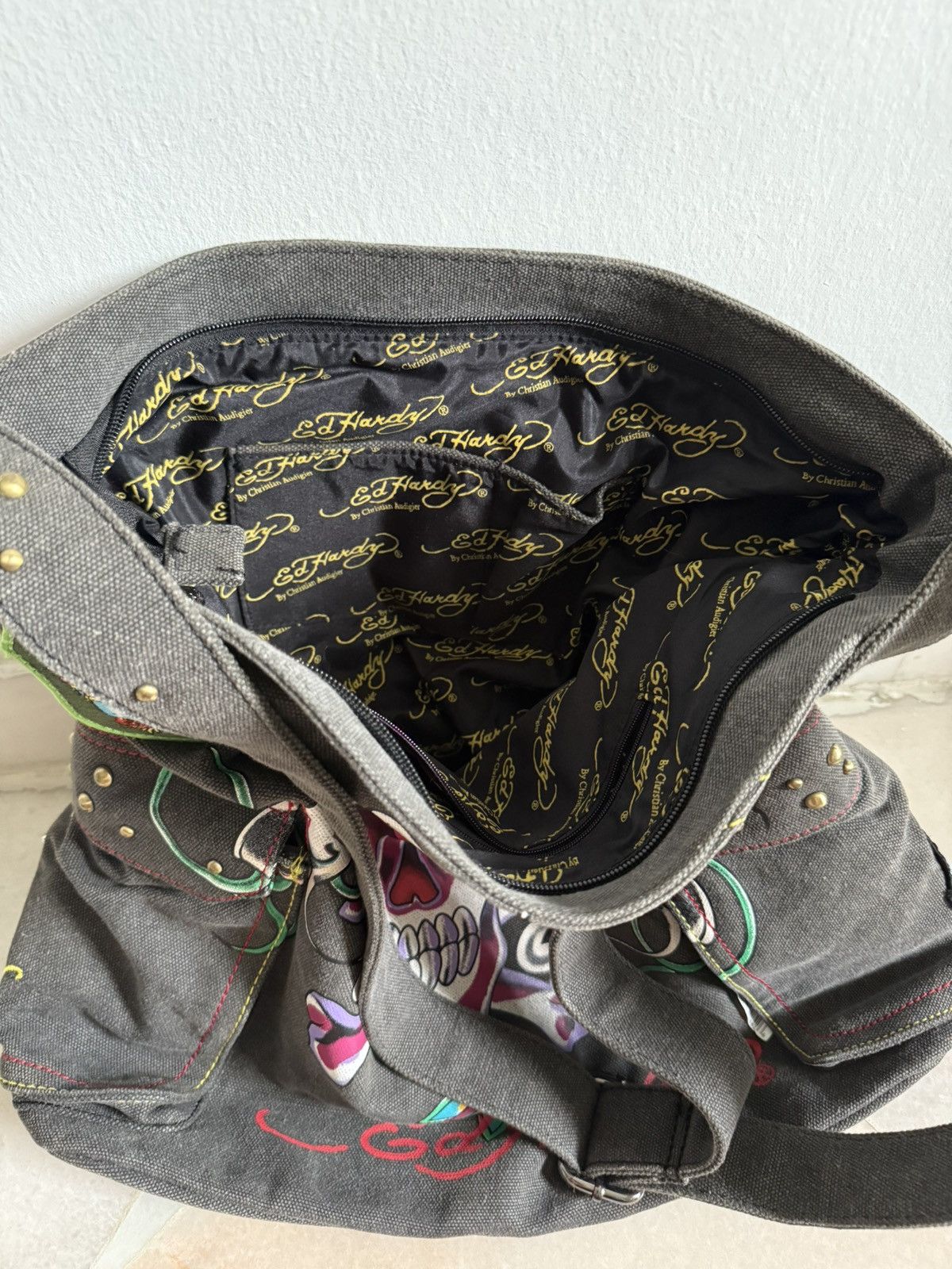 Ed Hardy 2000s Ed hardy Canvas Cotton muktipocket sling bag Size ONE SIZE - 6 Thumbnail