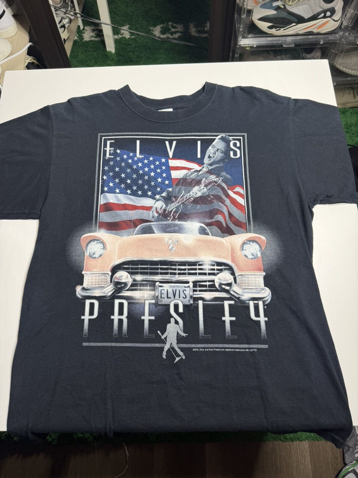 Vintage VINTAGE 1990's Evlis Presley Tee "Black" (L) PREOWNED Size US L / EU 52-54 / 3 - 2 Thumbnail