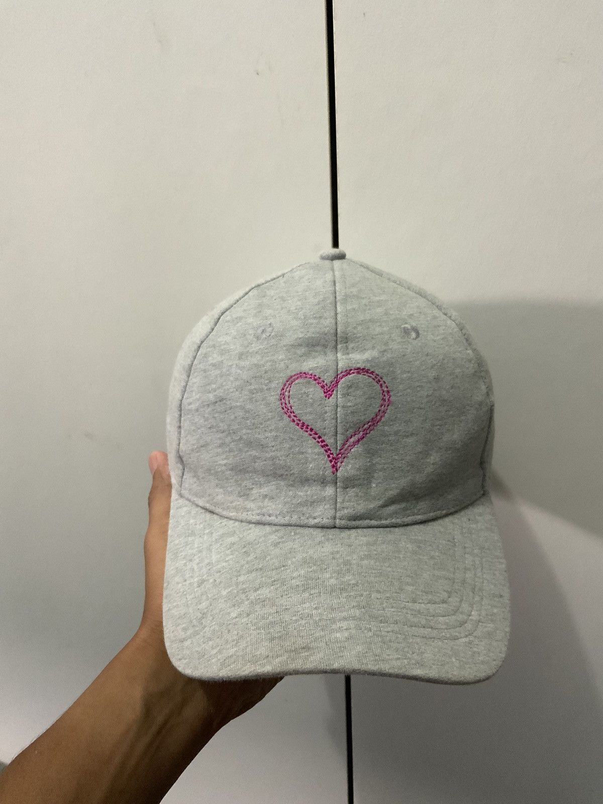Hat Club Love Big Logo Streetwear Hat Size ONE SIZE - 5 Thumbnail