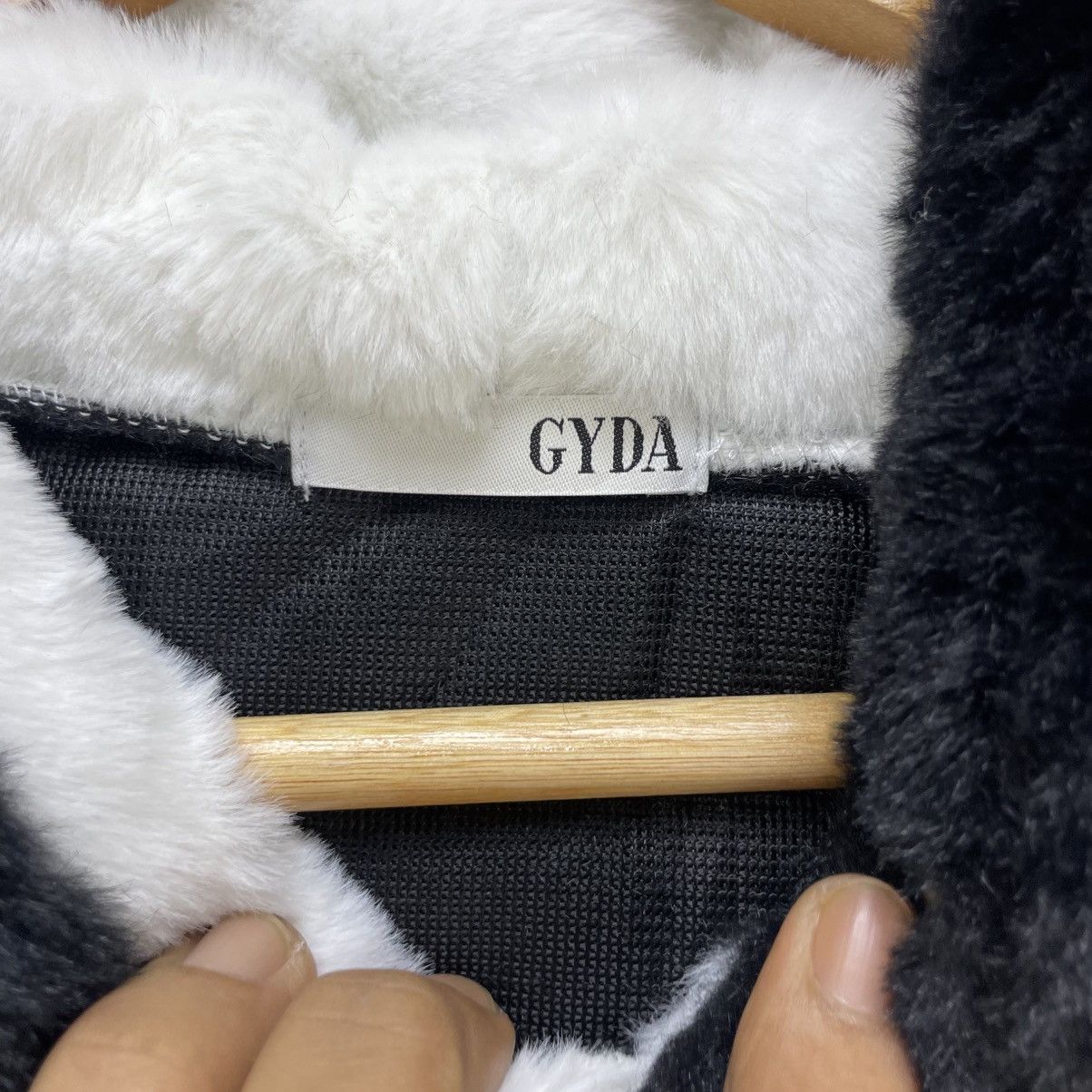 Japanese Brand Vintage Gyda Japanese Brand Hooded Spellout Jacket Size US M / EU 48-50 / 2 - 3 Thumbnail