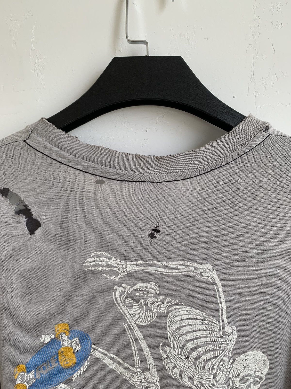 Powell Peralta Vintage 80s Powell Peralta Bones Skeleton Distressed Shirt Size US L / EU 52-54 / 3 - 9 Thumbnail