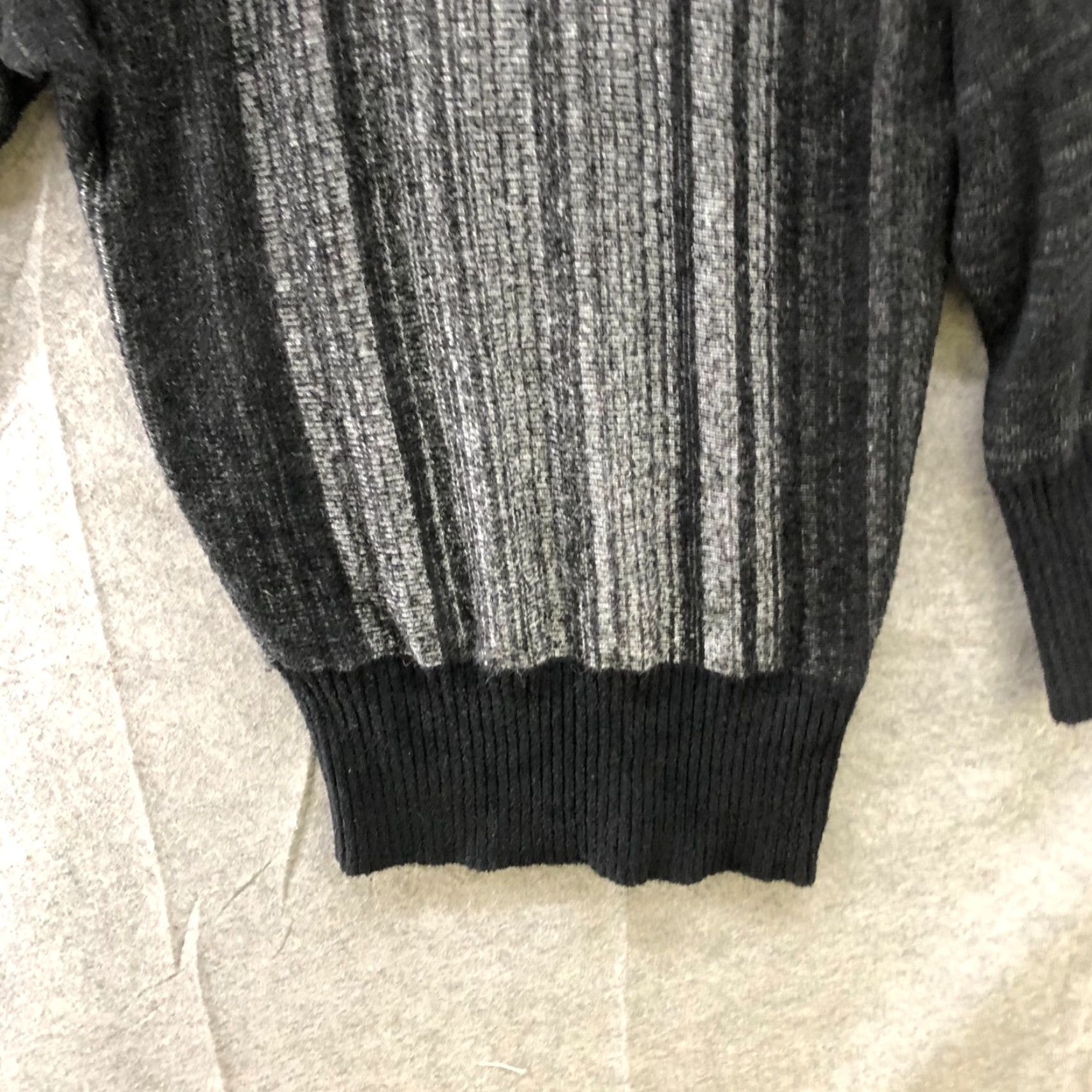 DKNY DKNY Dolman Sleeve Tunic Sweater Womens L Black Gray Striped Angora Blend Size L / US 10 / IT 46 - 6 Thumbnail