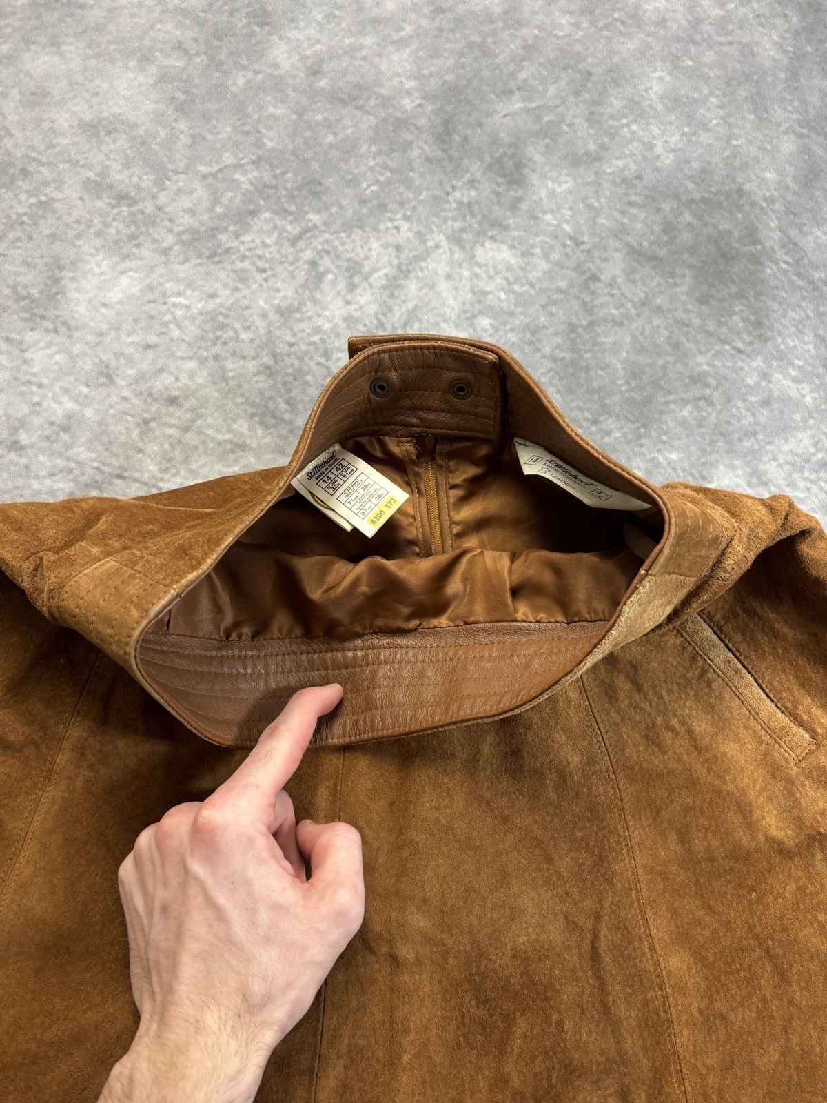 Leather × Marks & Spencer × Vintage 1960s Vintage Suede Skirt 1970s Suede Maxi Skirt St. Michael Size 28" / US 6 / IT 42 - 4 Thumbnail