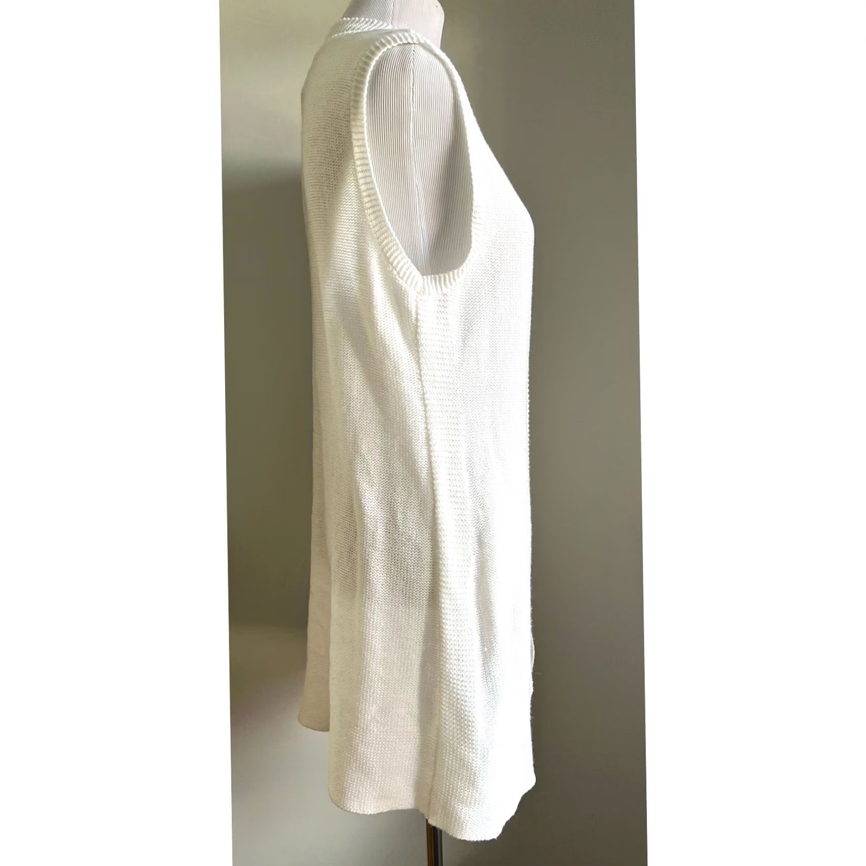 Vintage Chico’s White Sweater Vest Cardigan Knit Sleeveless Tunic Women’s Sz 2 L White Knit Vest Womens Sizes Regular Spring Summer 32” 19” M/L Coastal Womens Size L / US 10 / IT 46 - 5 Thumbnail