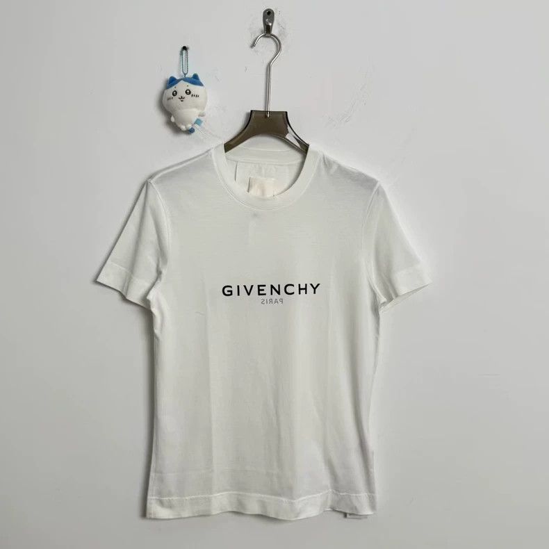 Givenchy Givenchy White Double-sided Logo Short Sleeve 2505-Nextarro Size US S / EU 44-46 / 1 - 1 Thumbnail