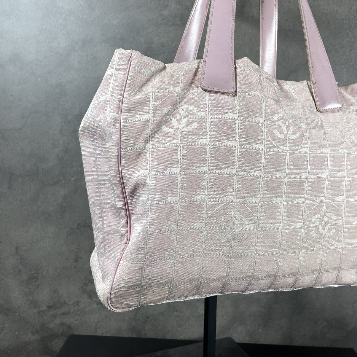 Chanel Archive Chanel Aligne Pink Travel Line Monogram Hand Bag Size ONE SIZE - 2 Thumbnail