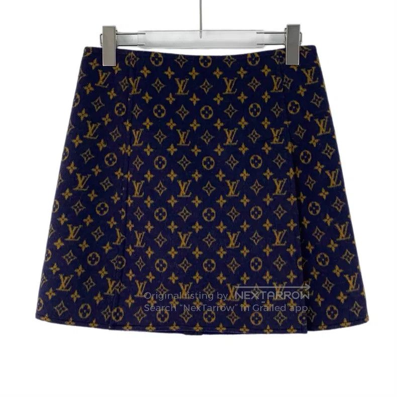 Louis Vuitton Louis Vuitton Dark blue logo presbyopic full print sheep w Size 37" - 2 Thumbnail
