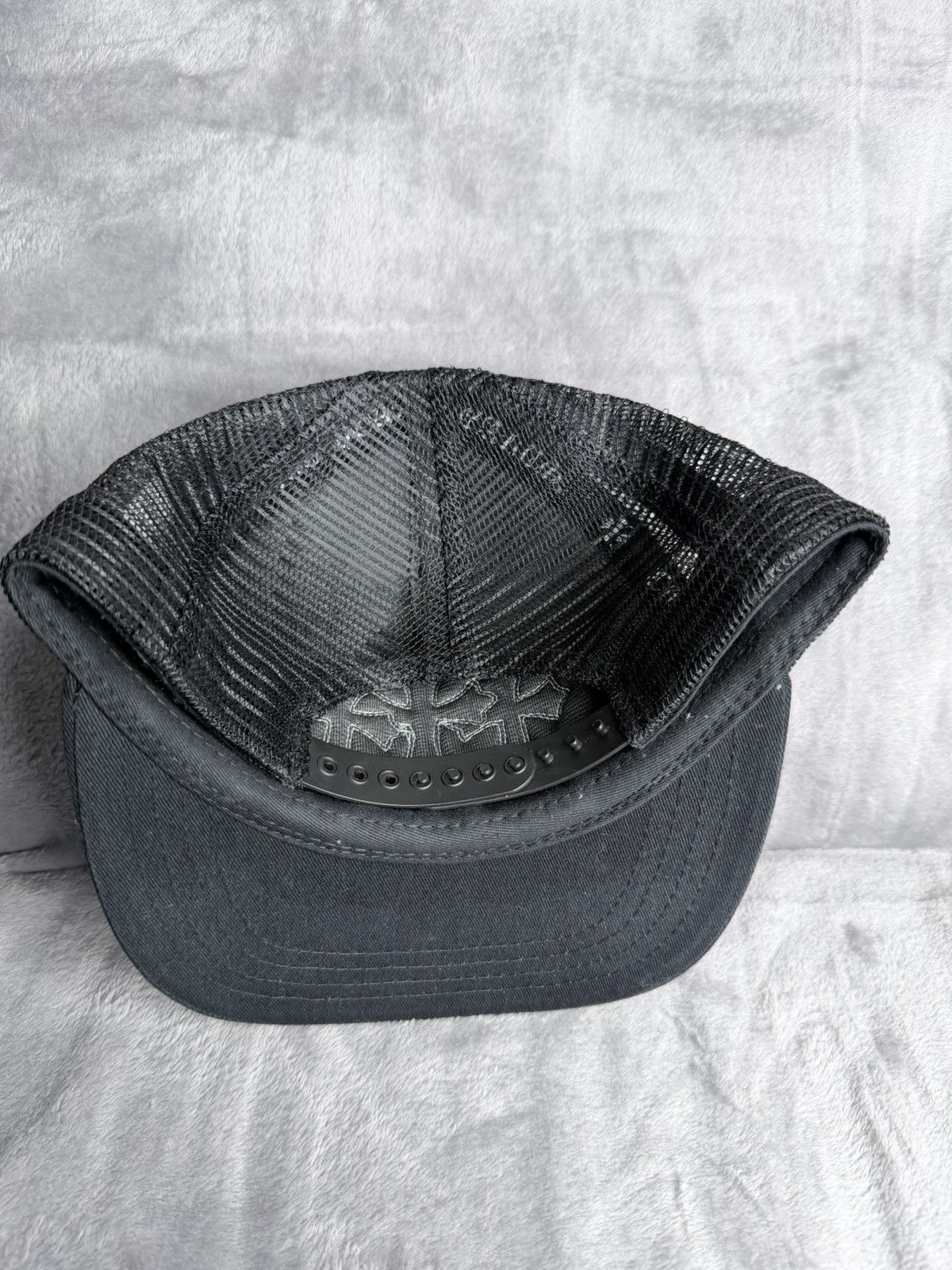 Chrome Hearts Chrome Hearts White Cemetery Cross Exclusive Trucker Hat Size ONE SIZE - 3 Thumbnail