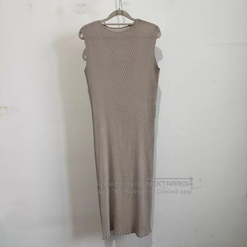 Issey Miyake Issey Miyake Black Dress Size M / US 6-8 / IT 42-44 - 1 Thumbnail