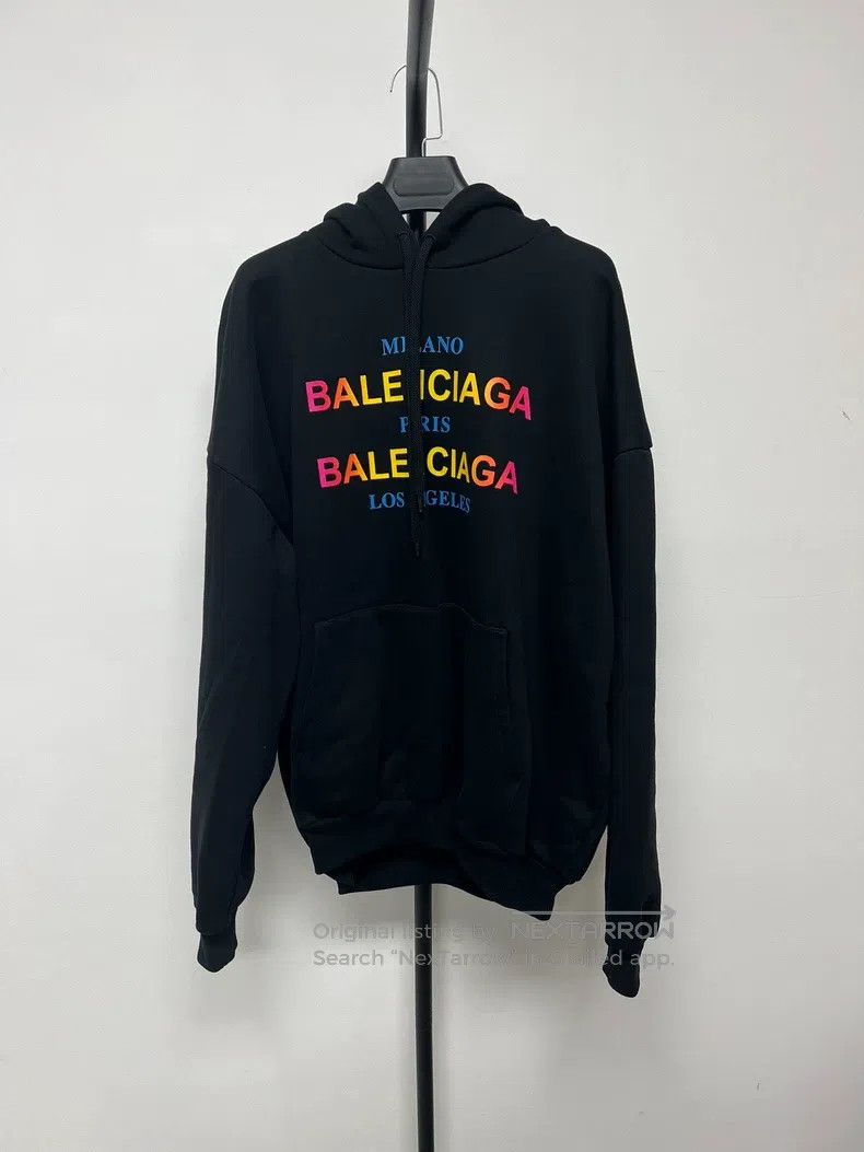 Balenciaga Balenciaga Logo slogan hooded sweater Size US S / EU 44-46 / 1 - 1 Thumbnail
