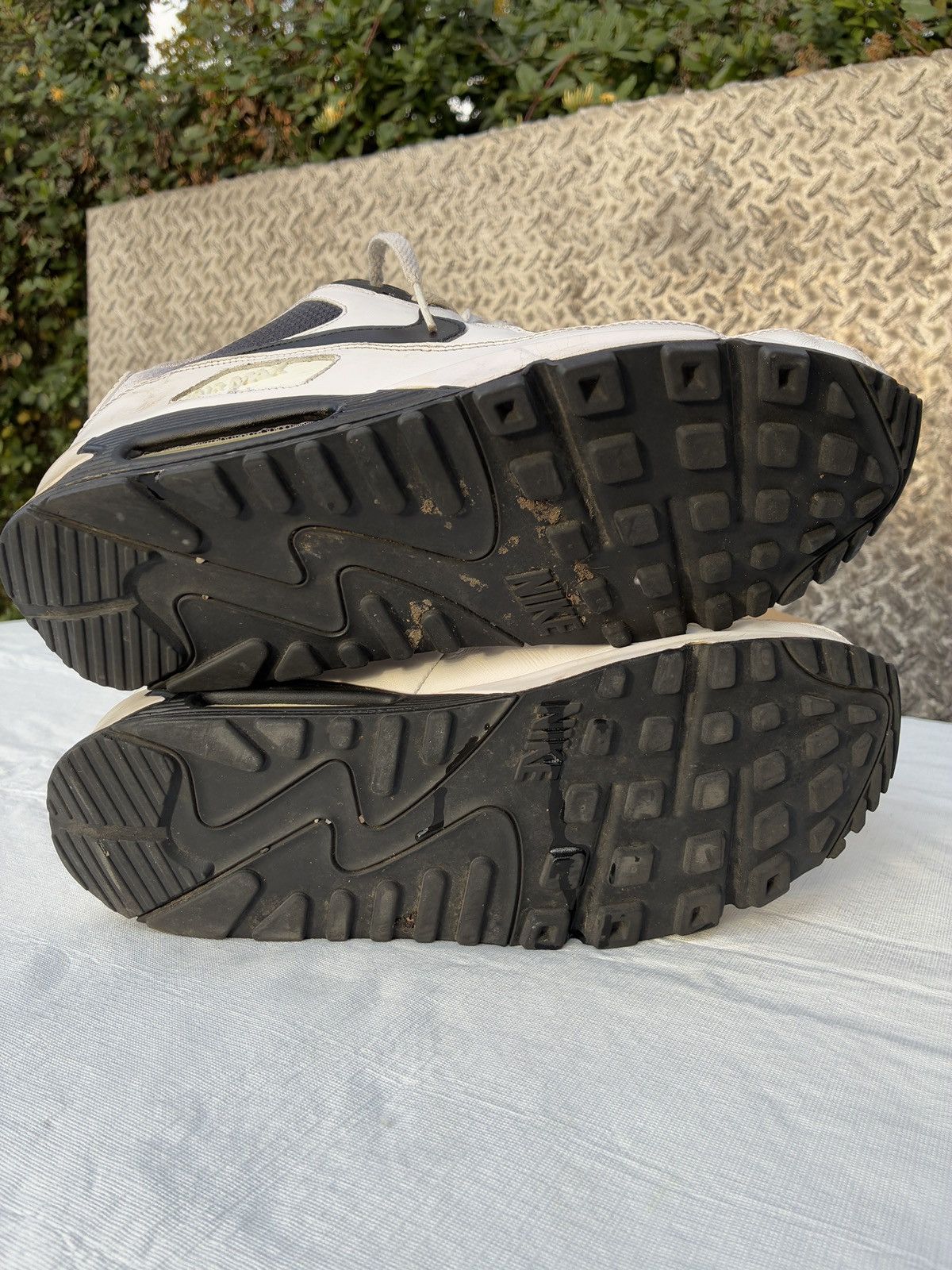 Nike NIKE AIR MAX 90 MENS 325018 101 SIZE 13 Size US 13 / EU 46 - 6 Thumbnail