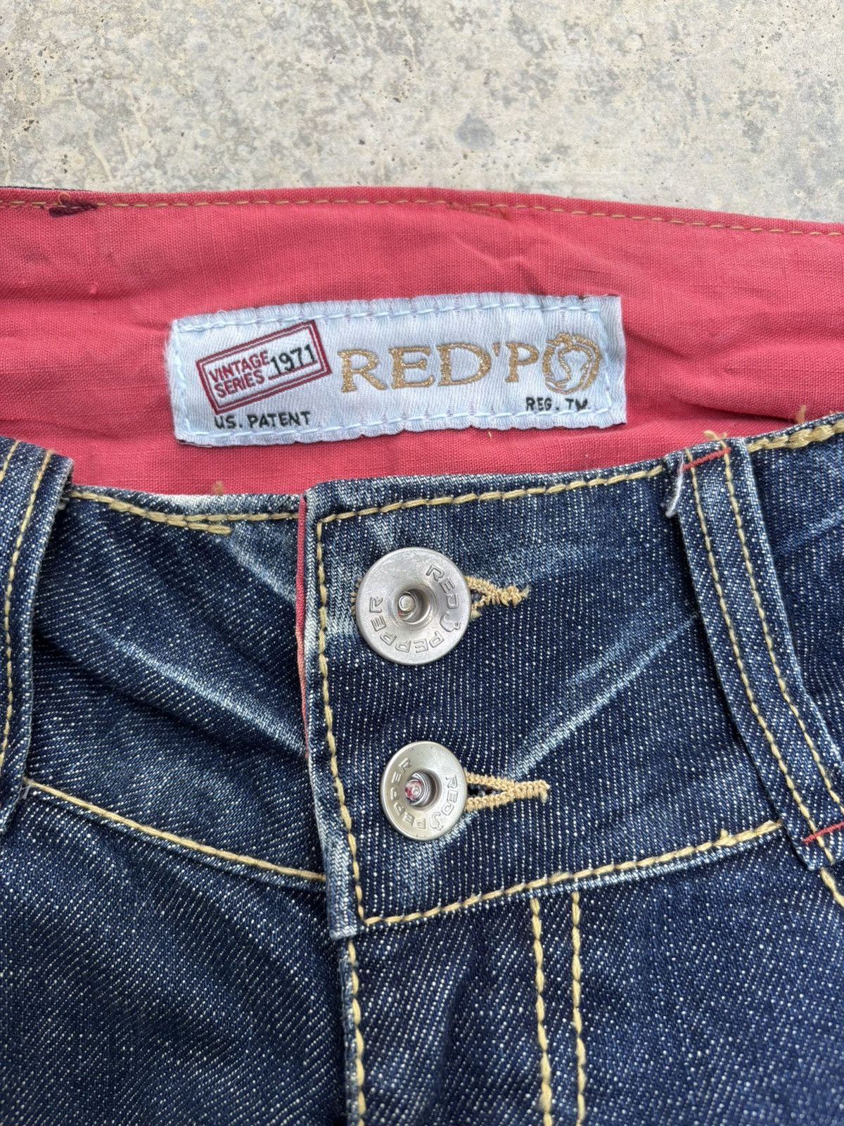 Ed Hardy Flare Baggy Red Pepper Embroidery Ed Hardy Style Jean Size 28" / US 6 / IT 42 - 10 Thumbnail