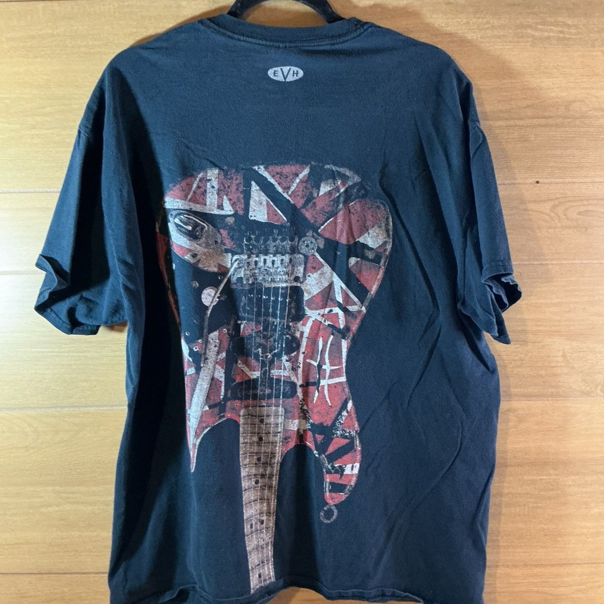 Gildan Vintage Eddie Van Halen EVH Tee XL Black Y2K 90s Rock *flaw Size US XL / EU 56 / 4 - 5 Thumbnail