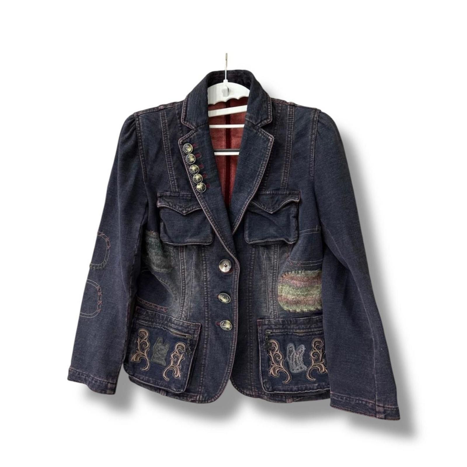 Other 2000s whimsy goth y2k embroidered denim jacket Size XS / US 0-2 / IT 36-38 - 1 Thumbnail