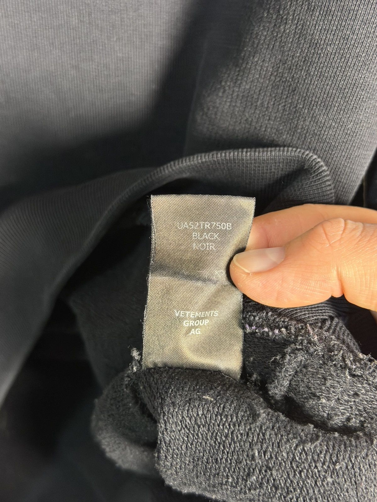 Vetements *RARE* VETEMENTS RUN TAPE LOGO OVERSIZED SWEATER HOODIE Size US XS / EU 42 / 0 - 8 Thumbnail